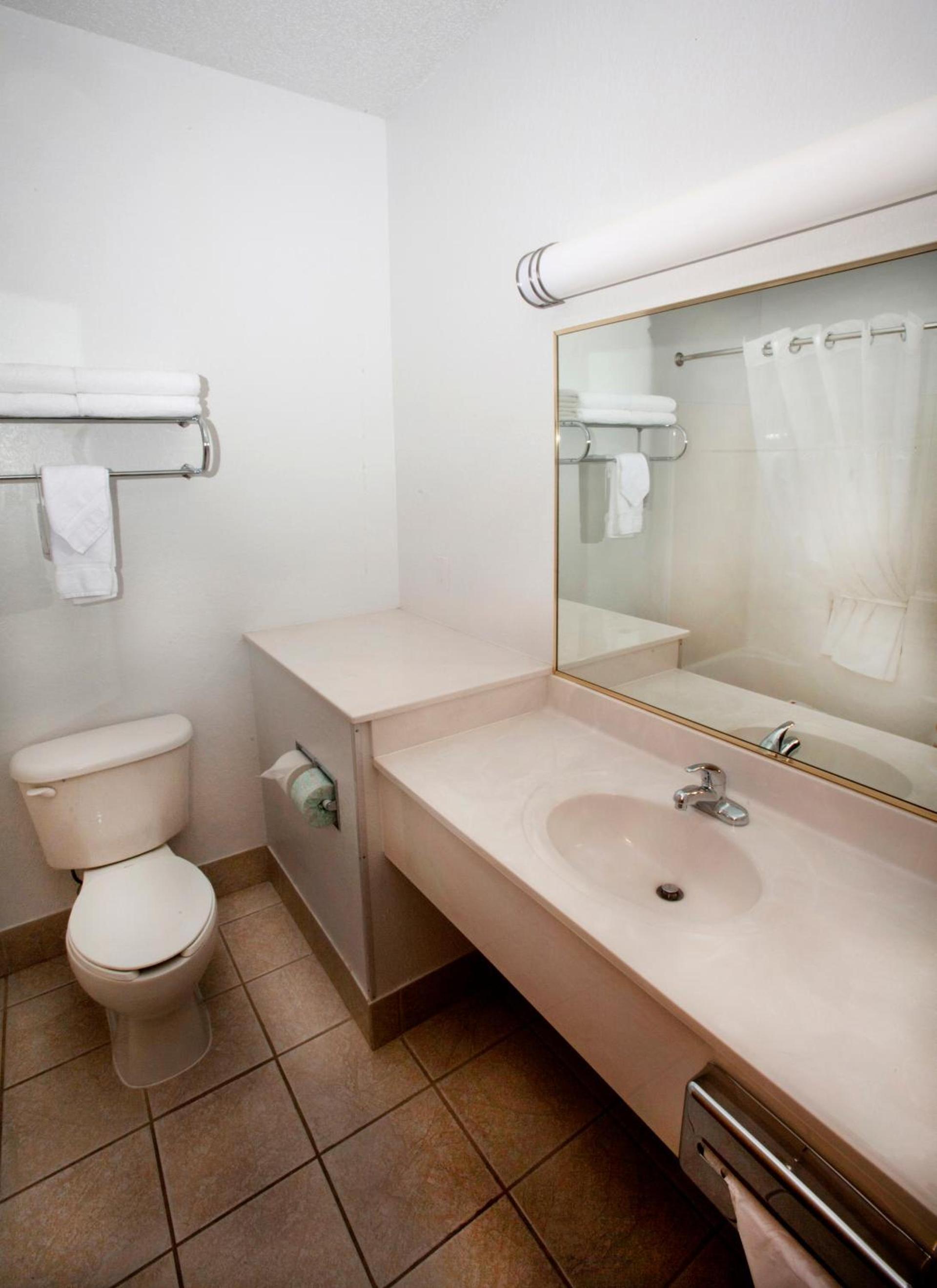 Ramada by Wyndham Keystone Near Mt Rushmore photo 84