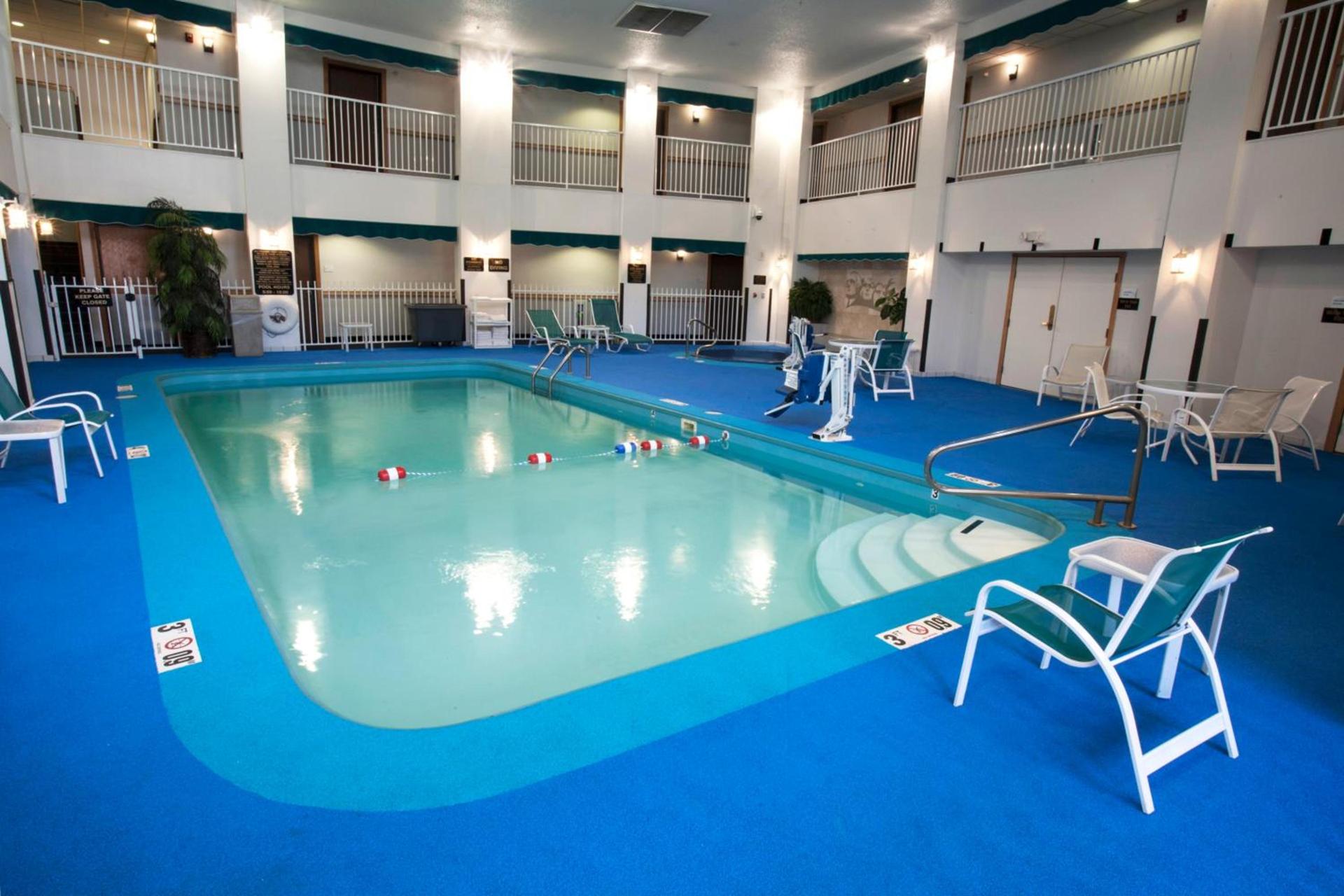Ramada by Wyndham Keystone Near Mt Rushmore photo 60