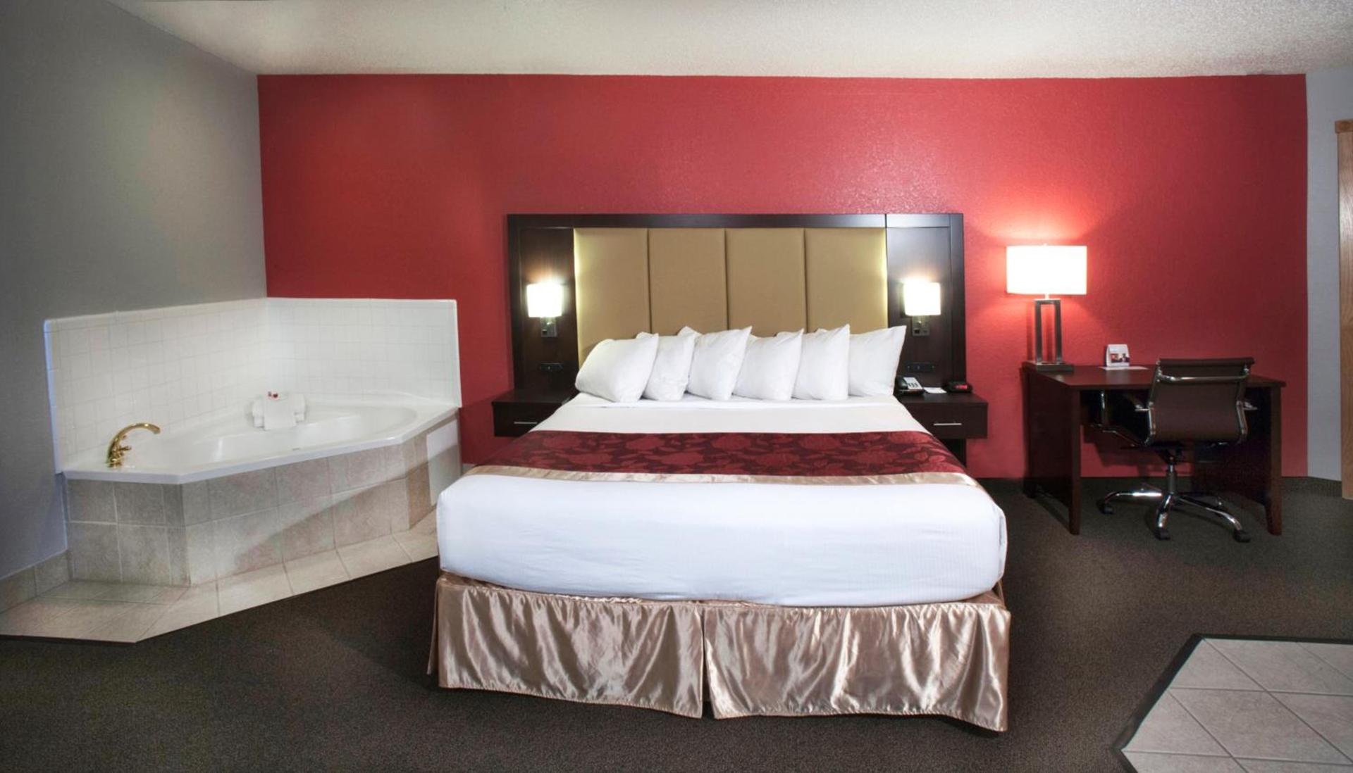 Ramada by Wyndham Keystone Near Mt Rushmore photo 80
