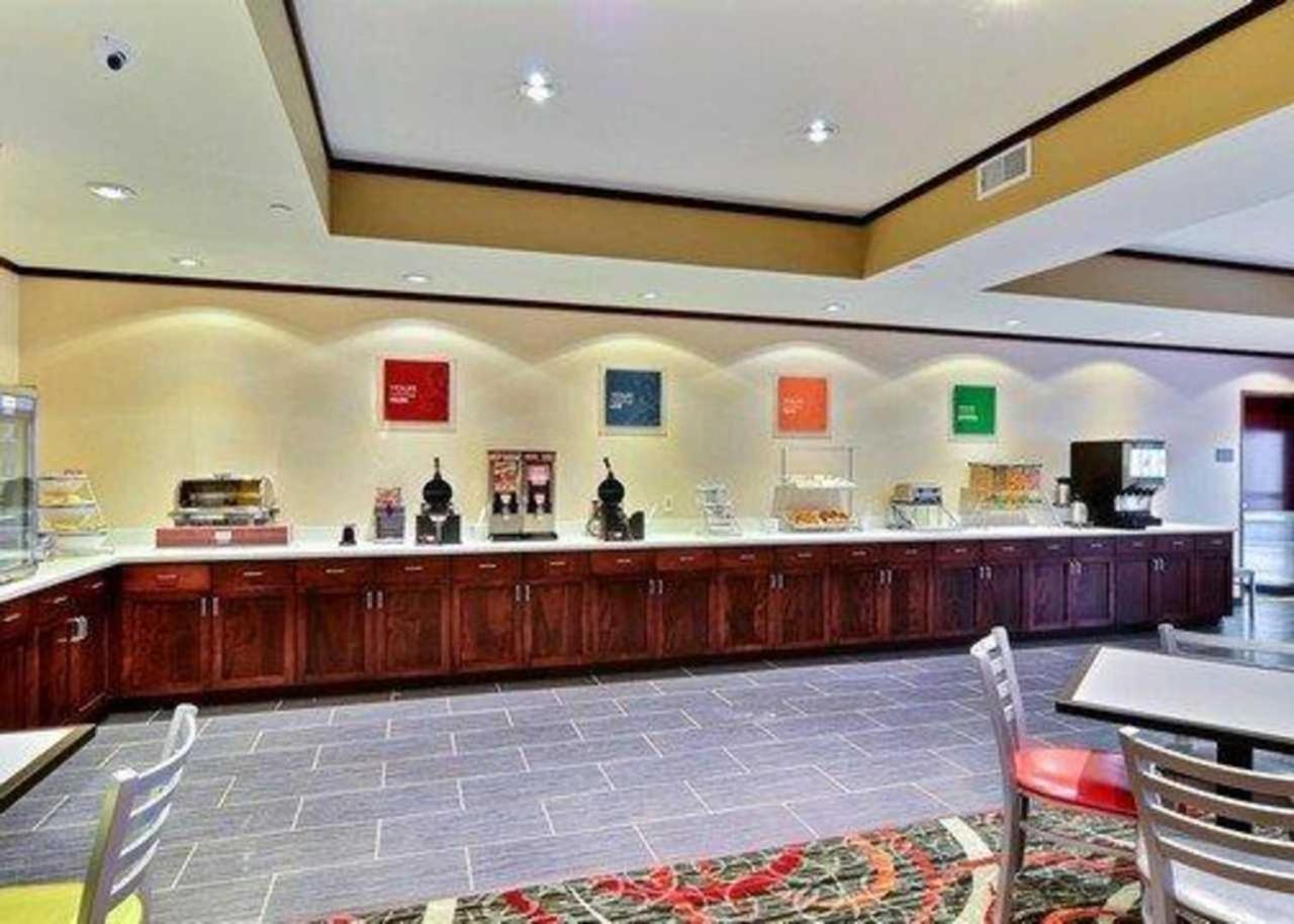 Comfort Suites Uniontown photo 5