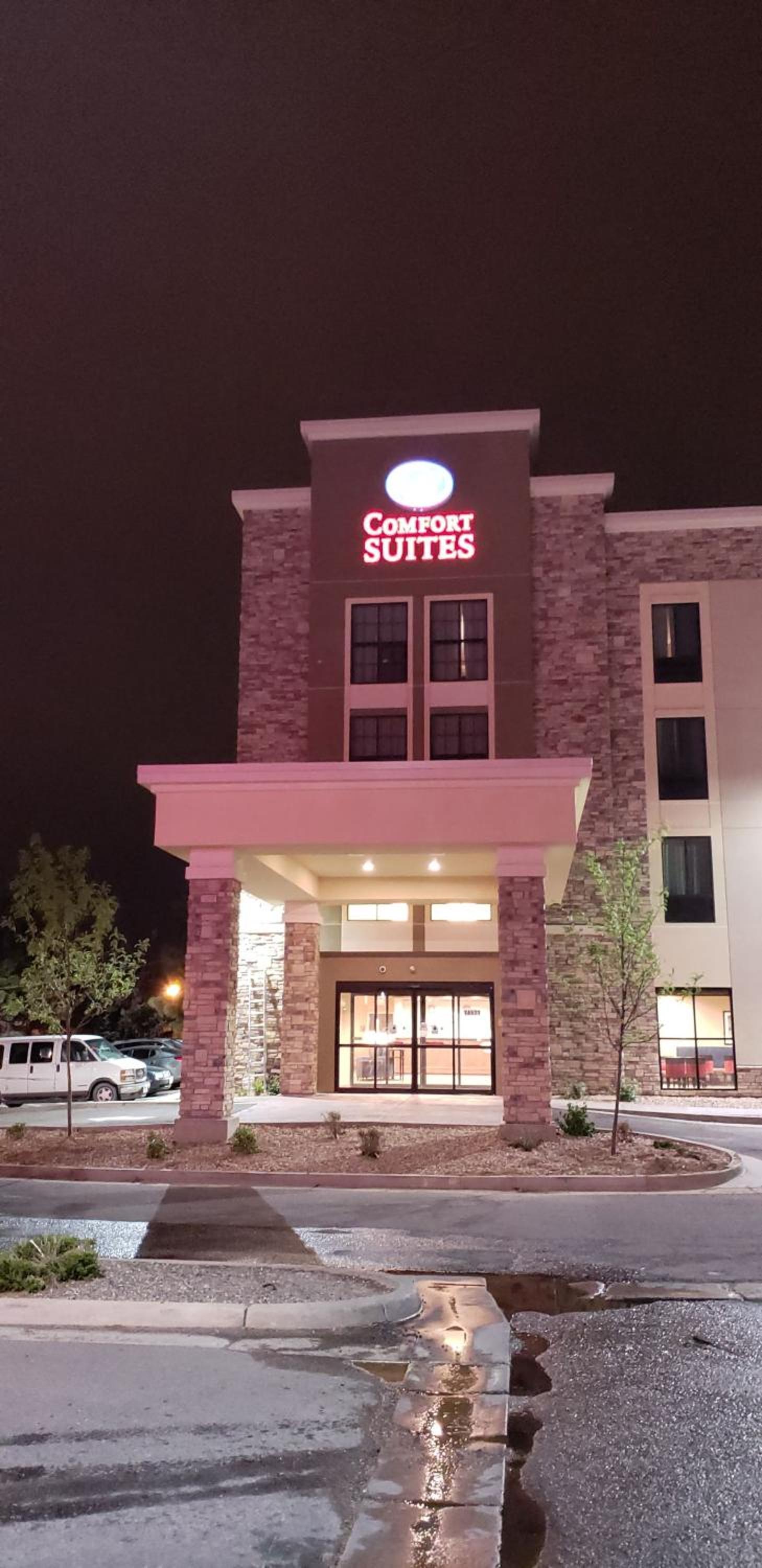 Comfort Suites Denver near Anschutz Medical Campus photo 64