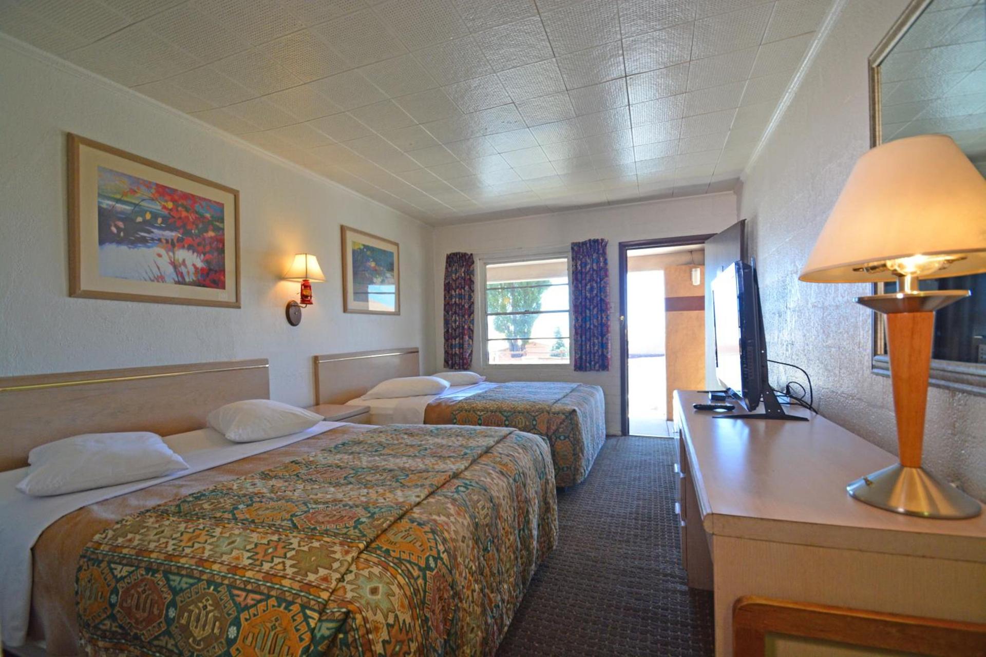 Western Hills Motel photo 9