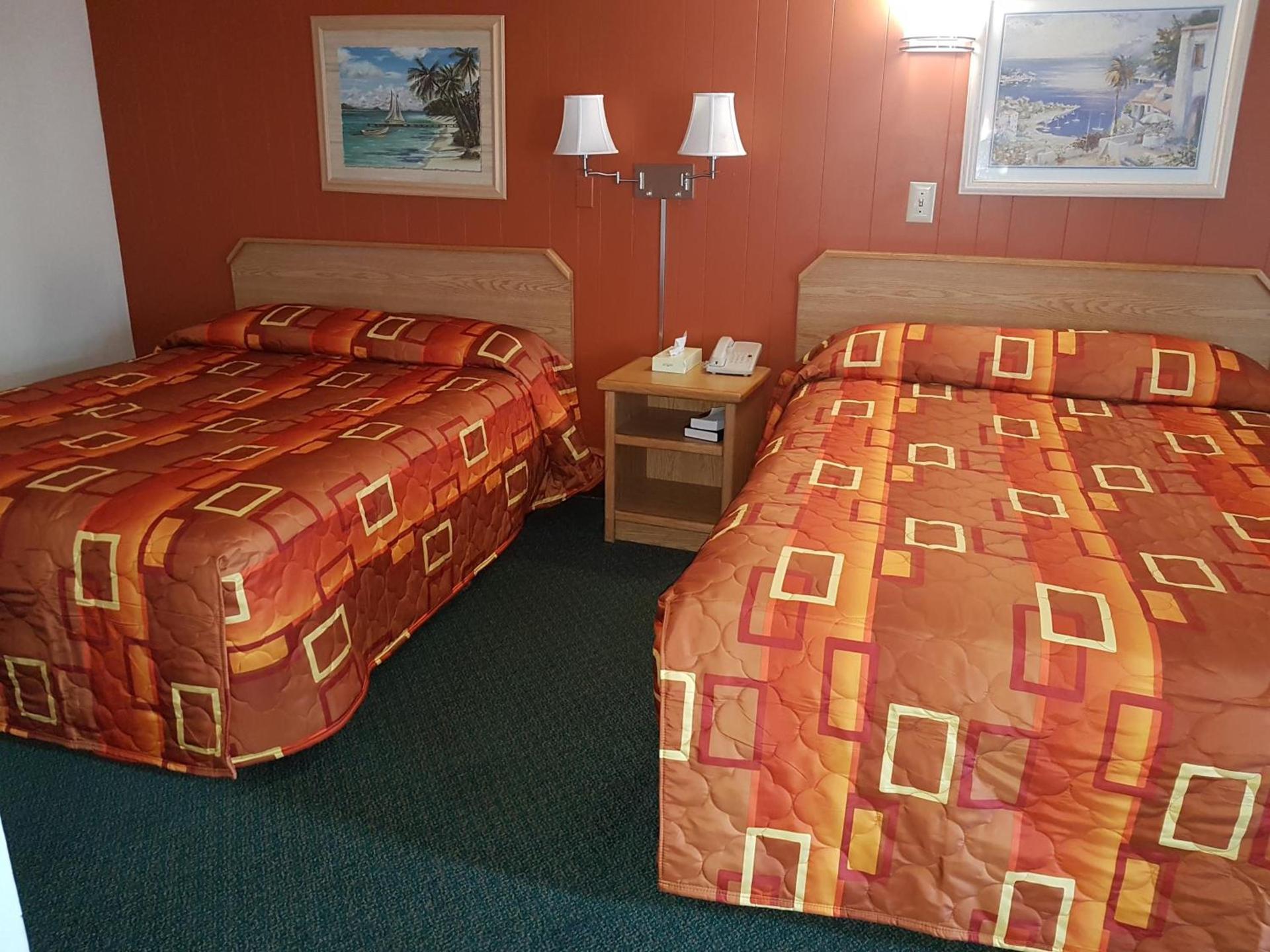 Townhouse Motel photo 28