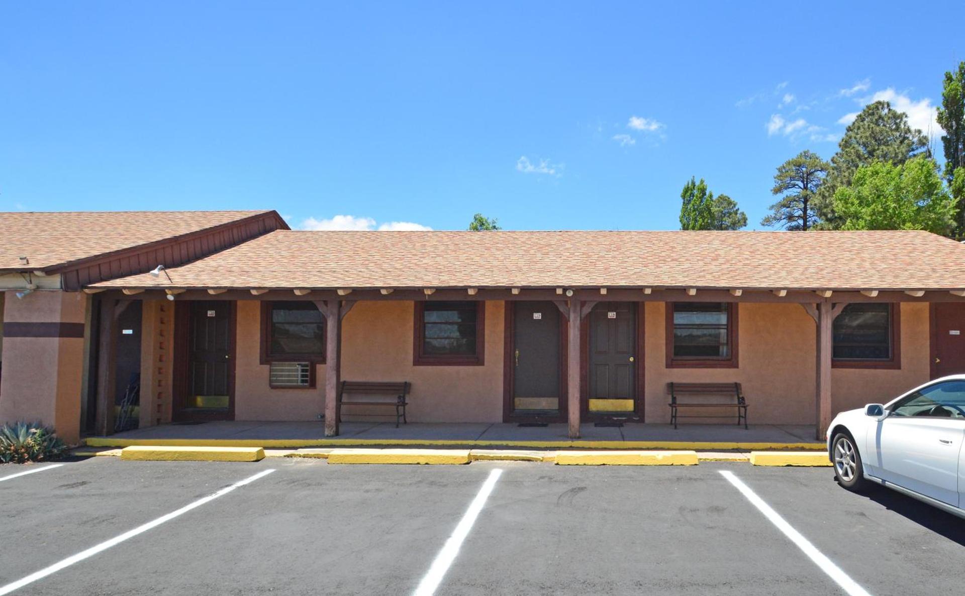 Western Hills Motel photo 17