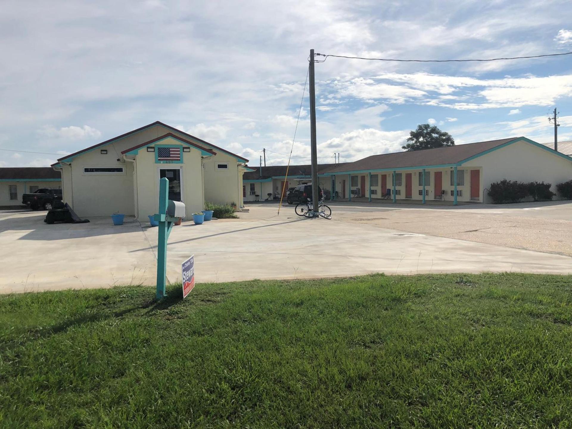 Budget Inn photo 4