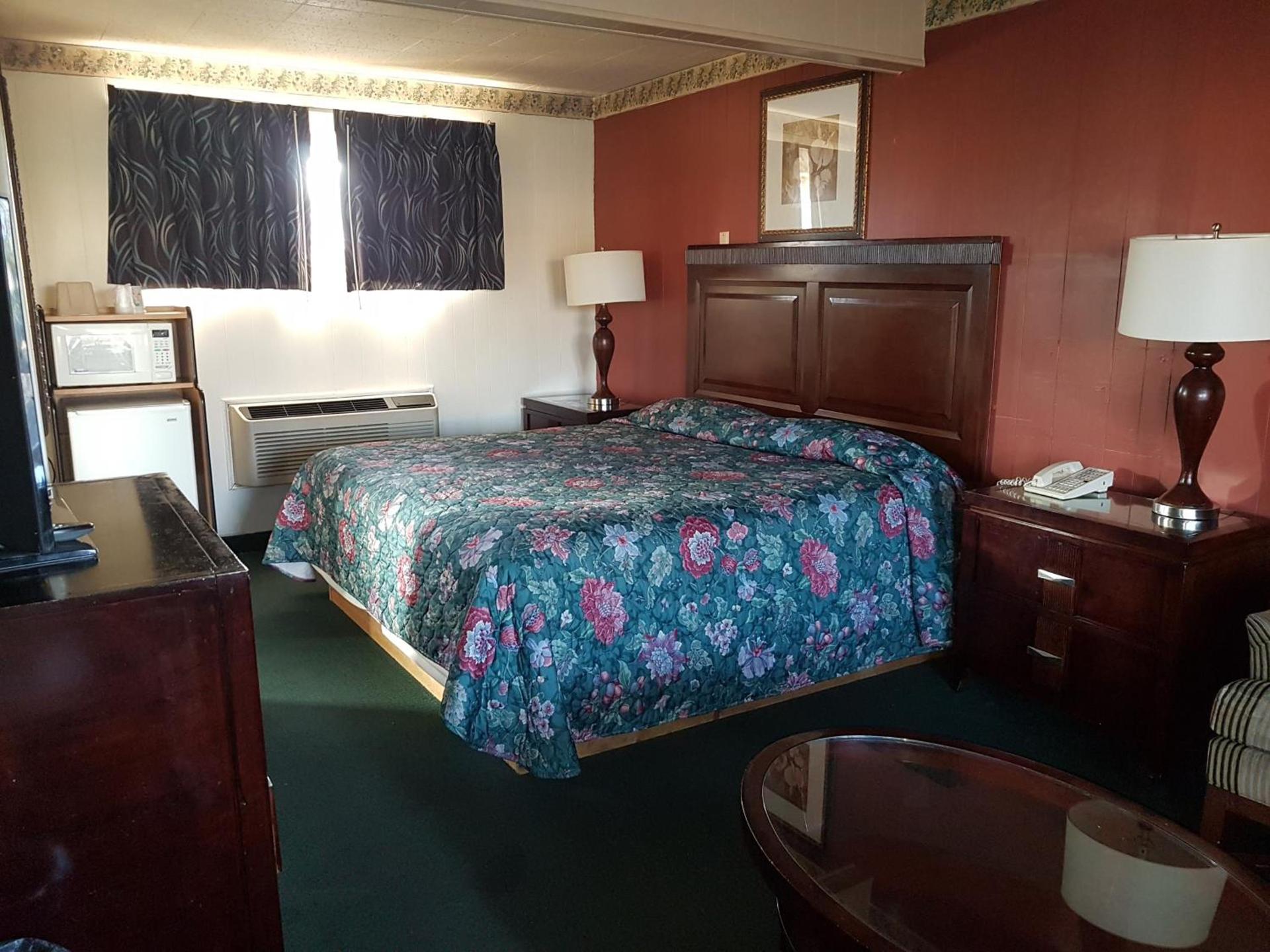 Townhouse Motel photo 32
