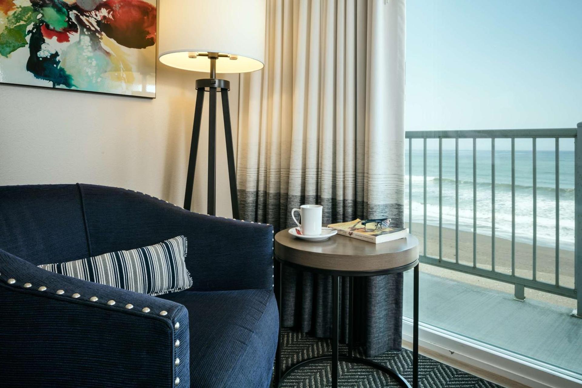 Beachfront Inn photo 29