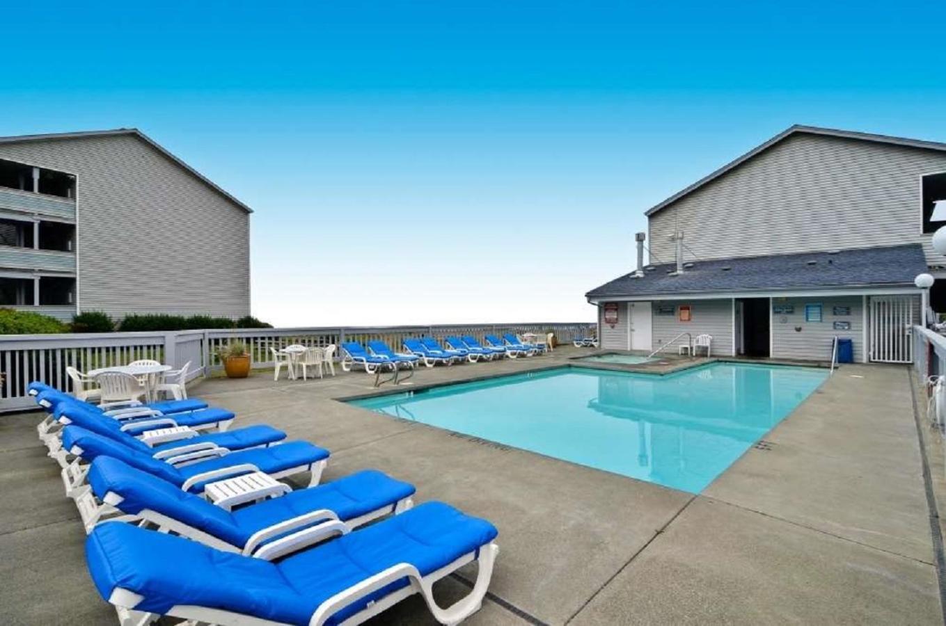 Beachfront Inn photo 12