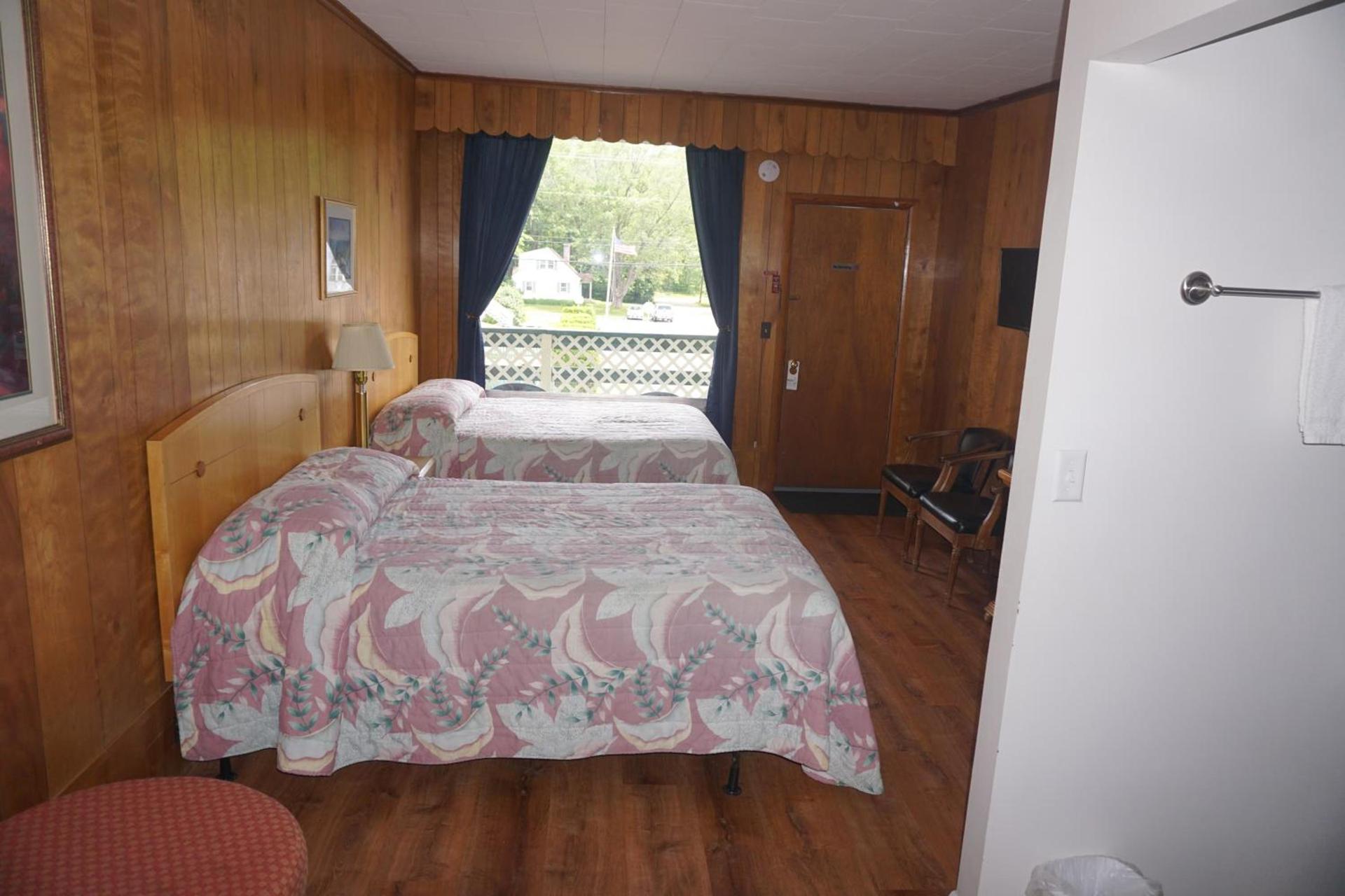 Northern Peaks Motor Inn photo 45