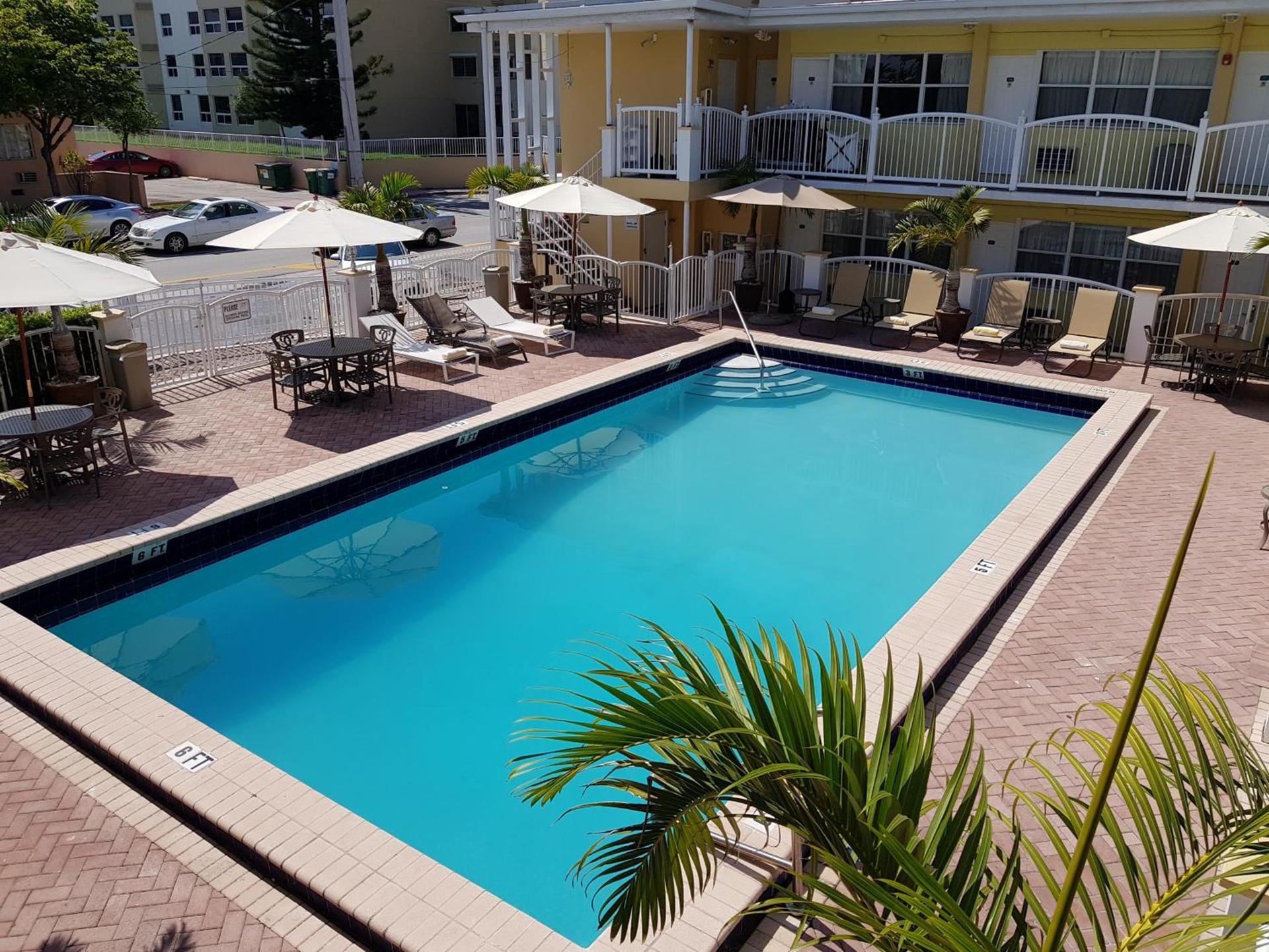 Beach Place Hotel photo 52
