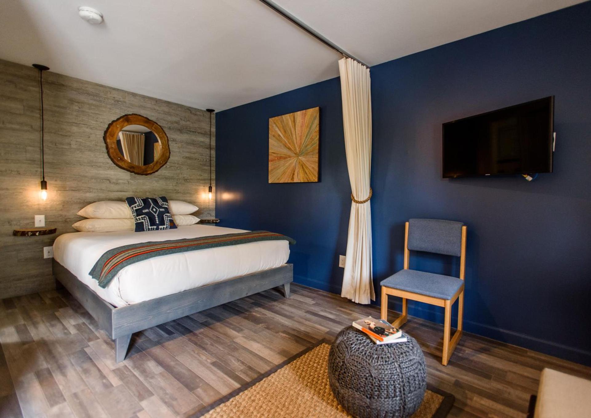 Treehouse Lodge photo 32