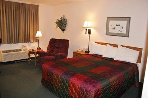 Colstrip Inn & Suites photo 14