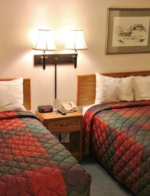 Colstrip Inn & Suites photo 10