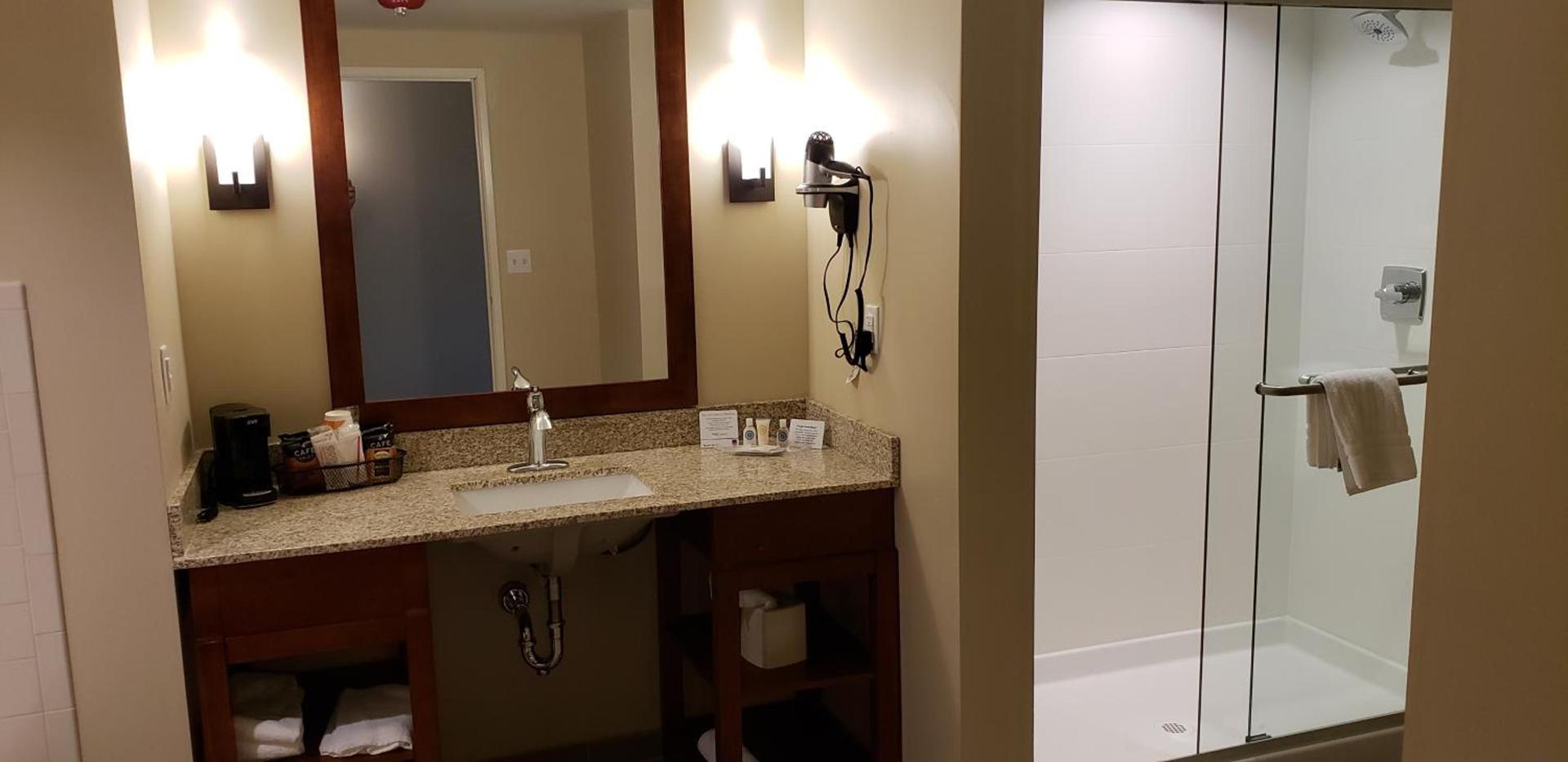 Comfort Suites Denver near Anschutz Medical Campus photo 97