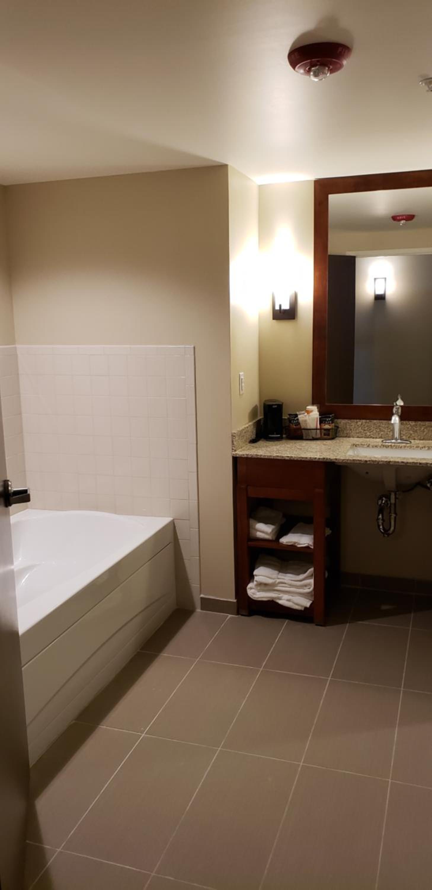 Comfort Suites Denver near Anschutz Medical Campus photo 98