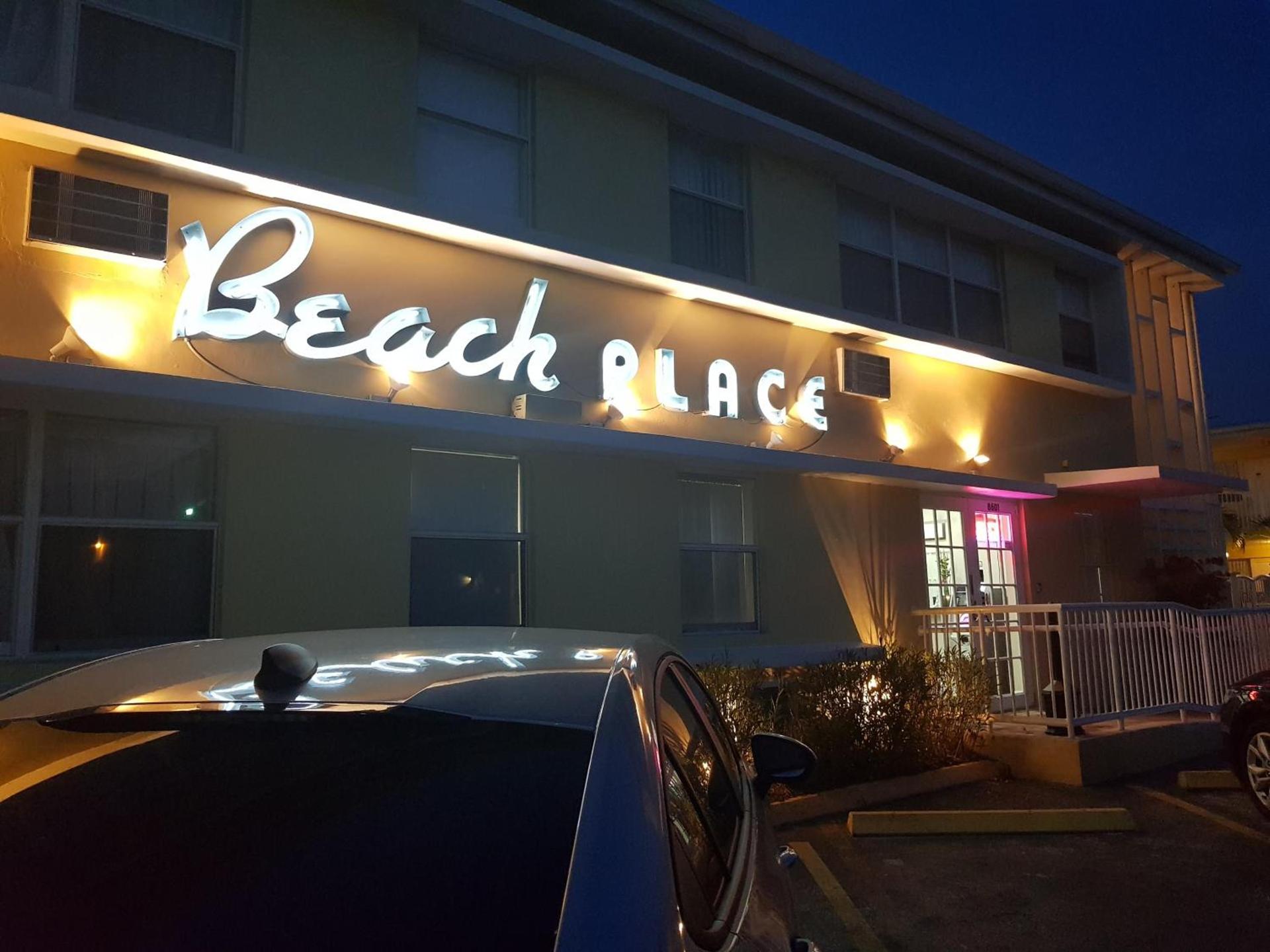 Beach Place Hotel photo 53