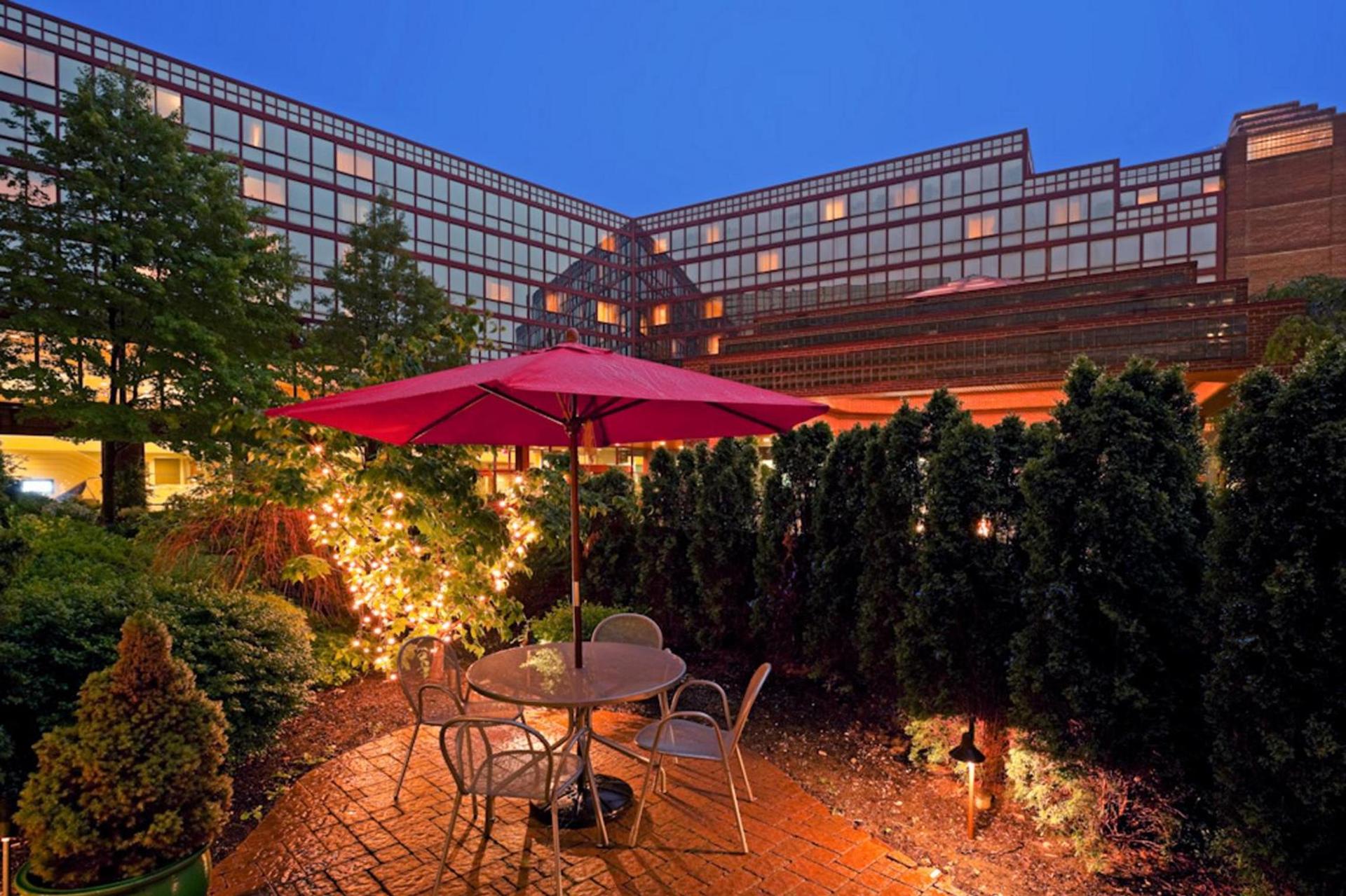 DoubleTree by Hilton New York-LaGuardia photo 33