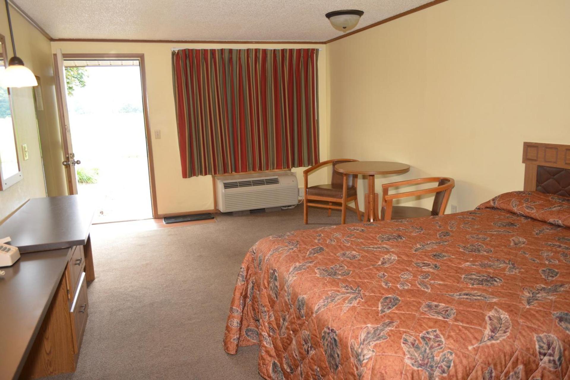 Arbor Inn of Historic Marshall photo 19