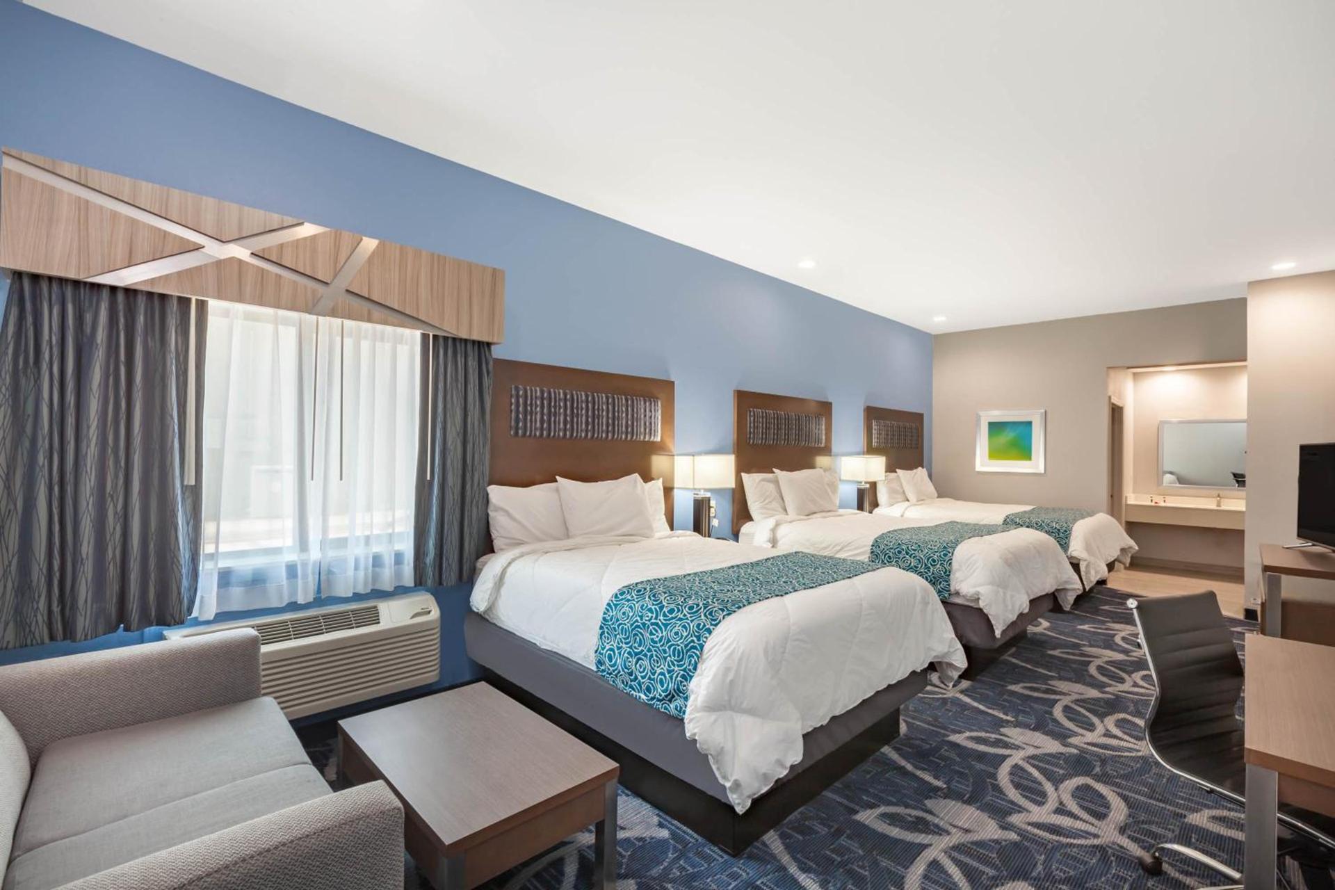 Baymont by Wyndham Houston Hobby Airport photo 19