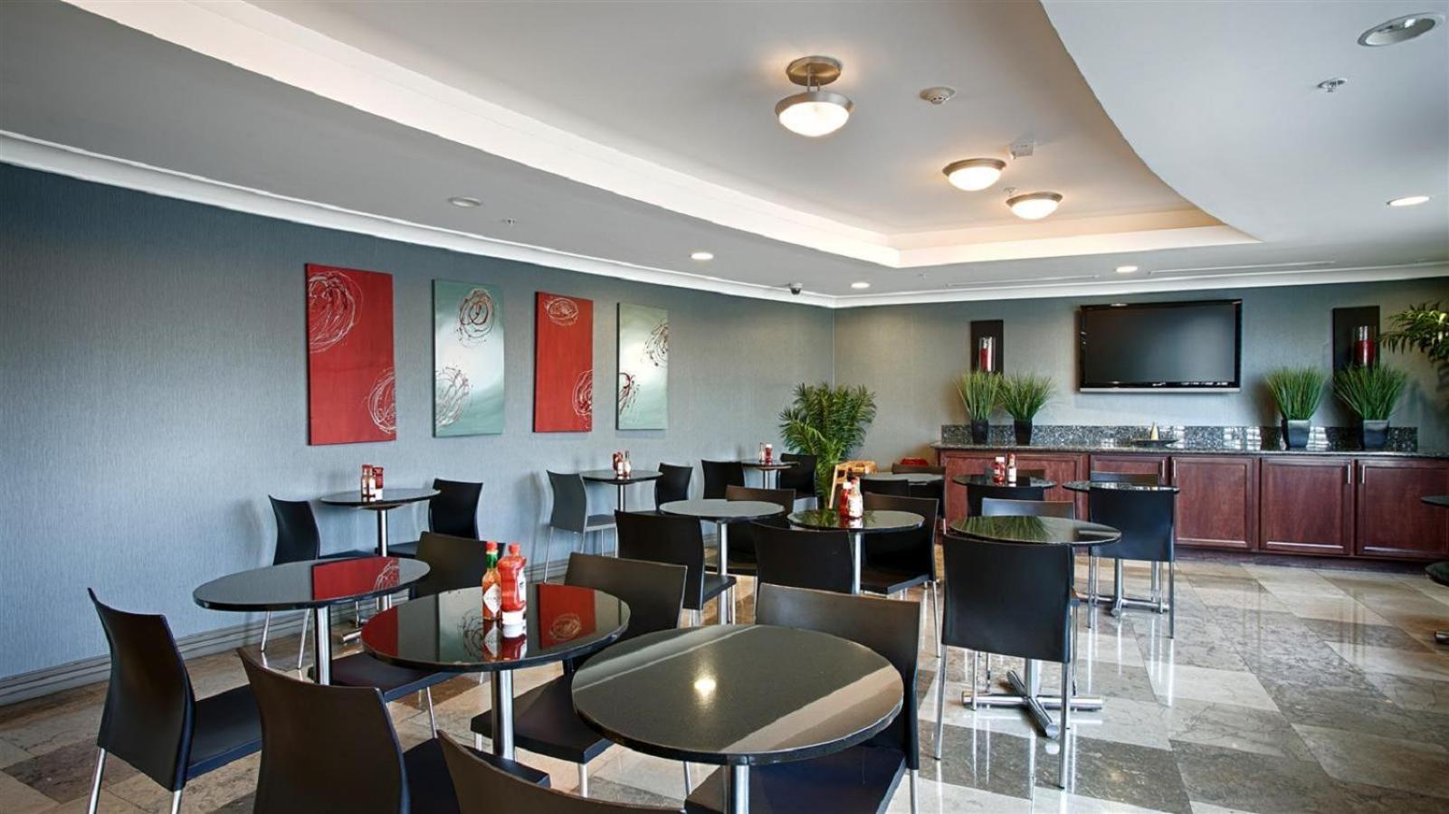Best Western PLUS Avita Suites photo 32