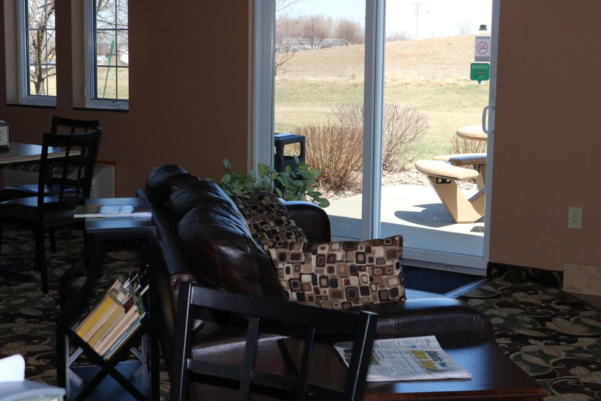 Rock Island Inn & Suites photo 37