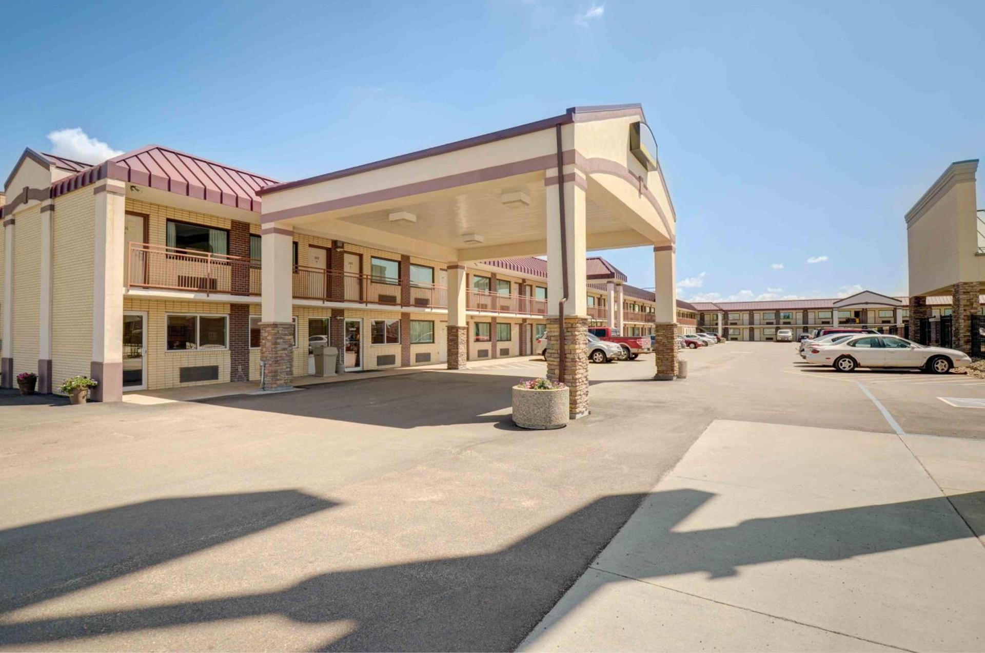 North Platte Inn and Suites photo 5