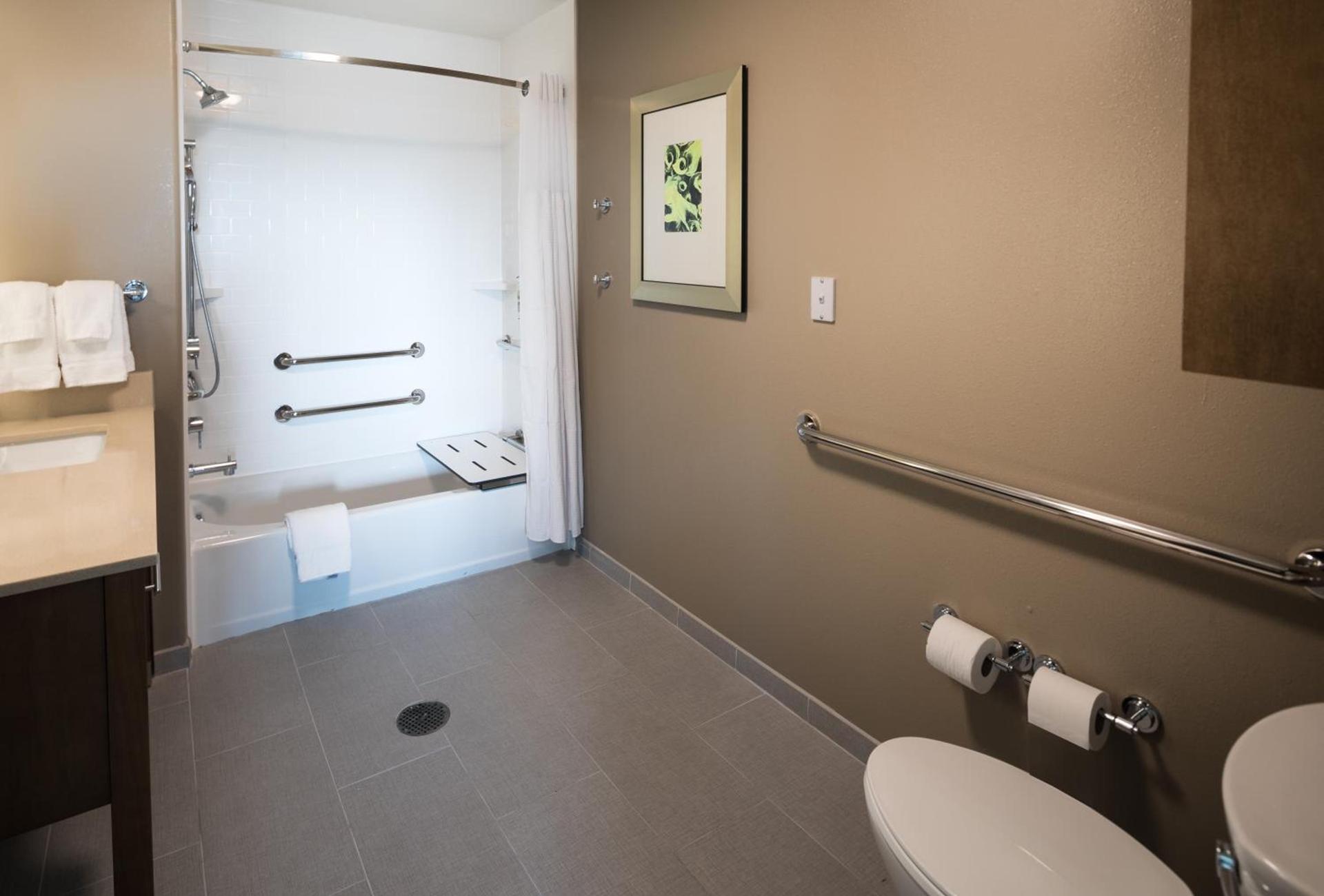 Staybridge Suites - Lake Jackson by IHG photo 3