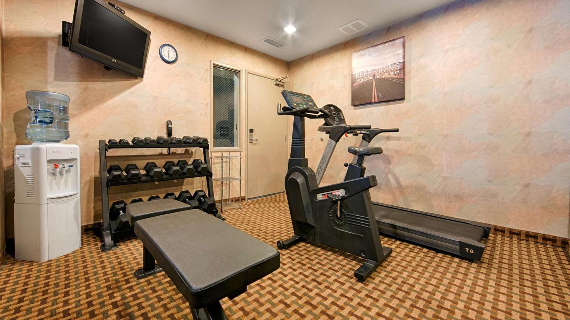 Best Western Plus Rama Inn & Suites photo 33