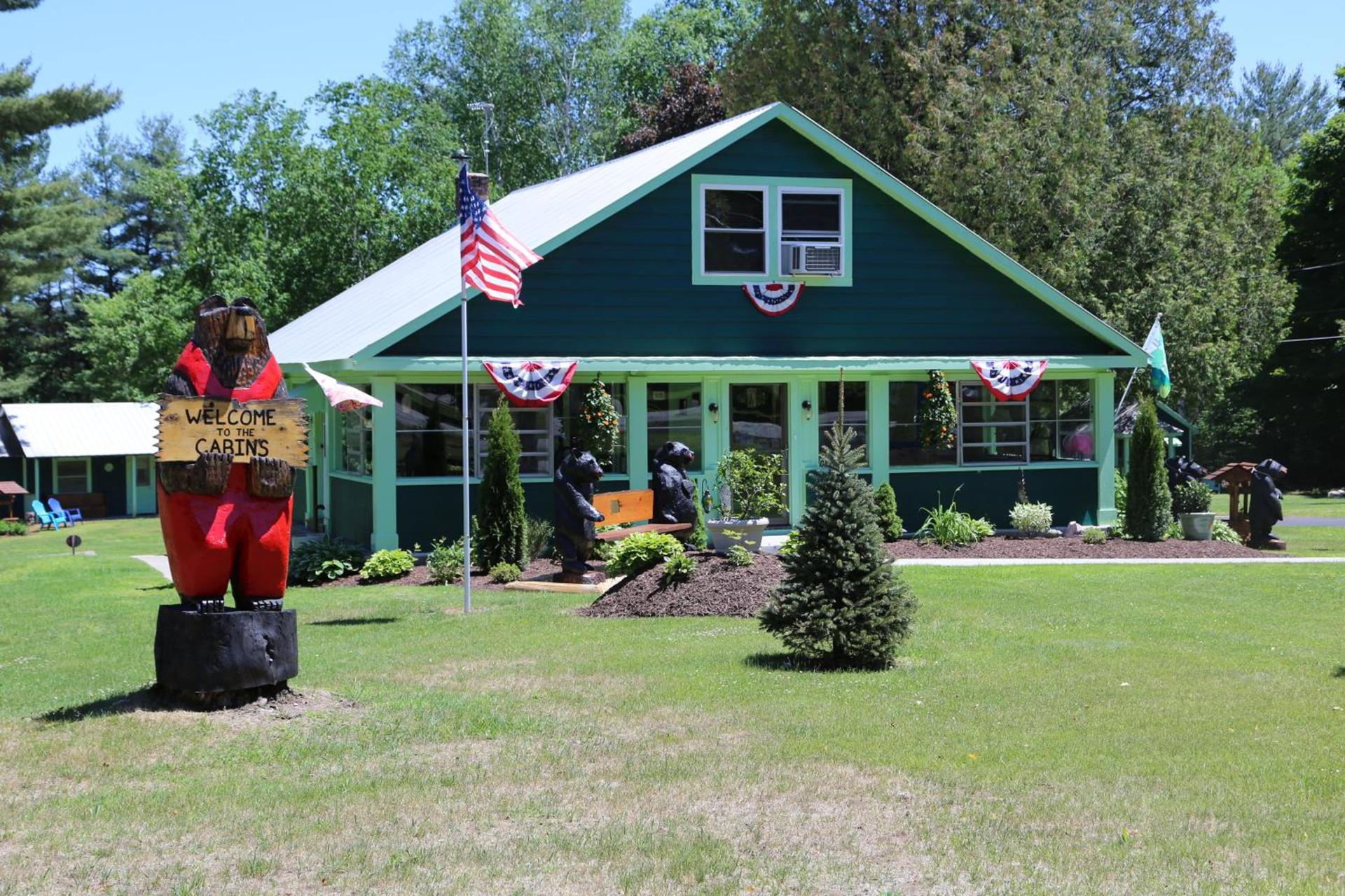 Rowe's Adirondack Cabins of Schroon Lake photo 17