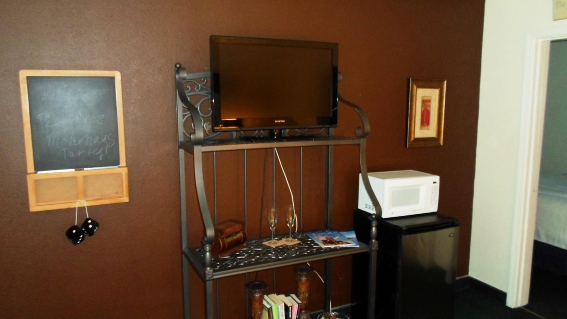 Paradice Motel photo 28