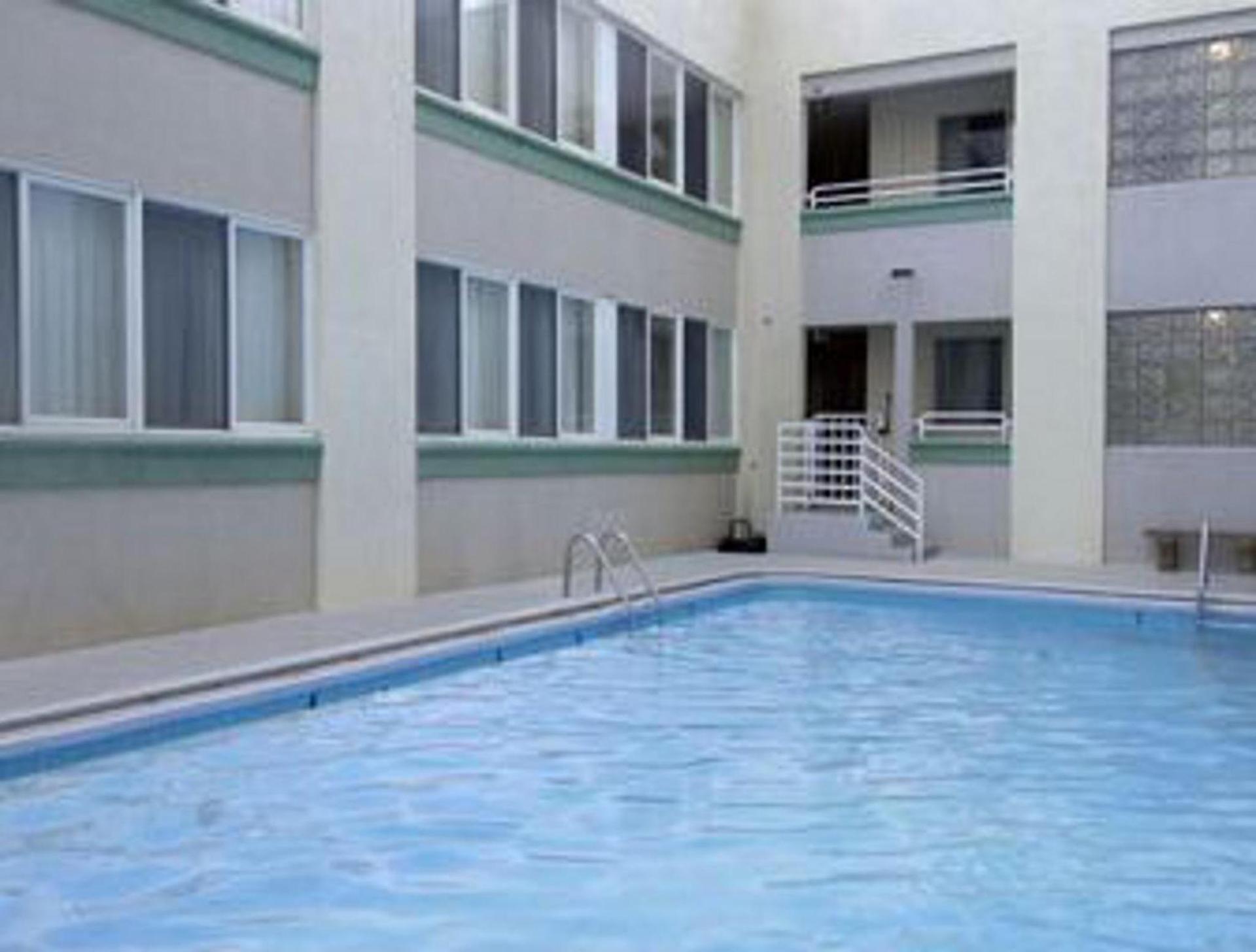 Howard Johnson by Wyndham Atlantic City photo 21