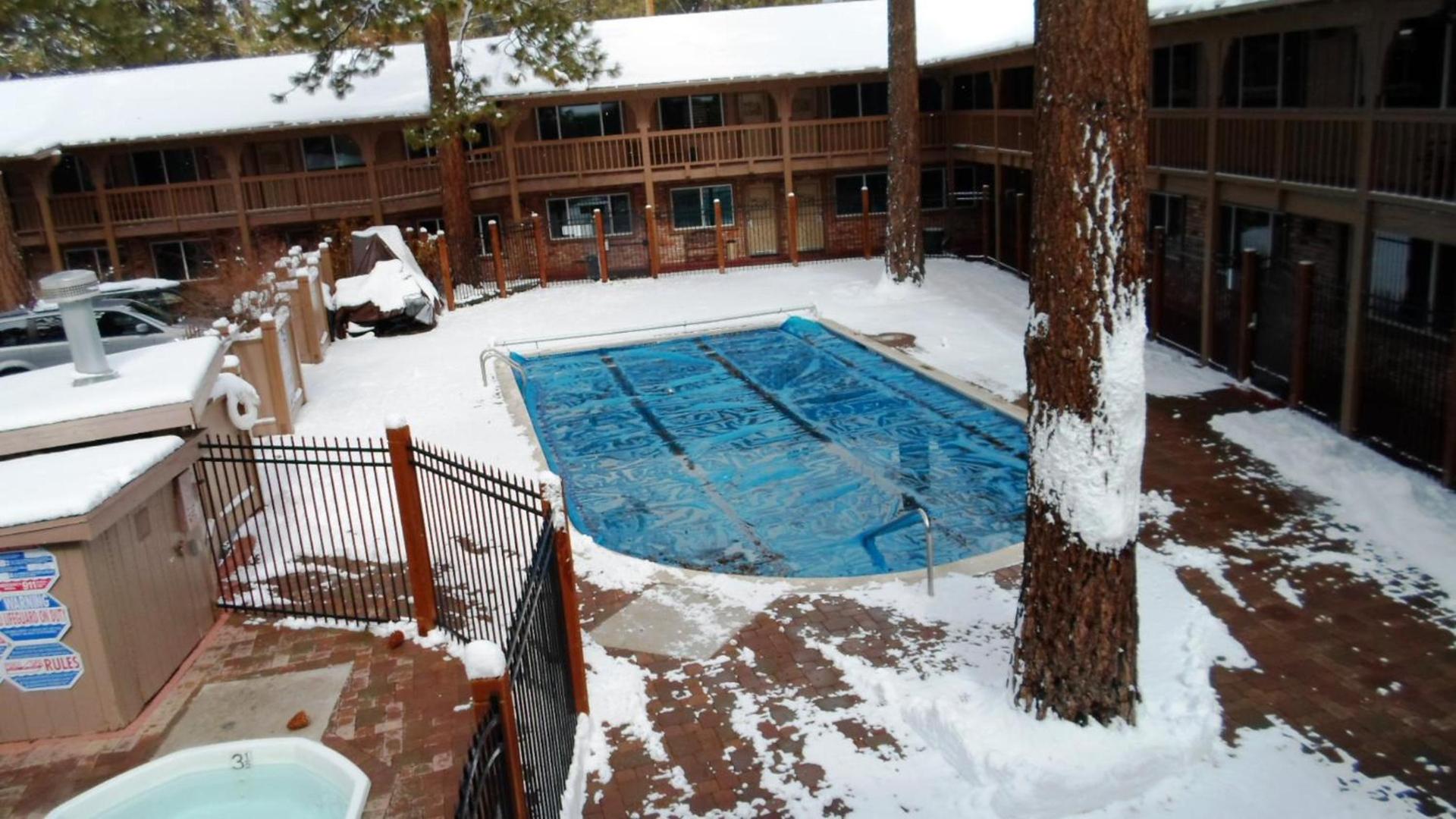 The Lodge at Lake Tahoe photo 2