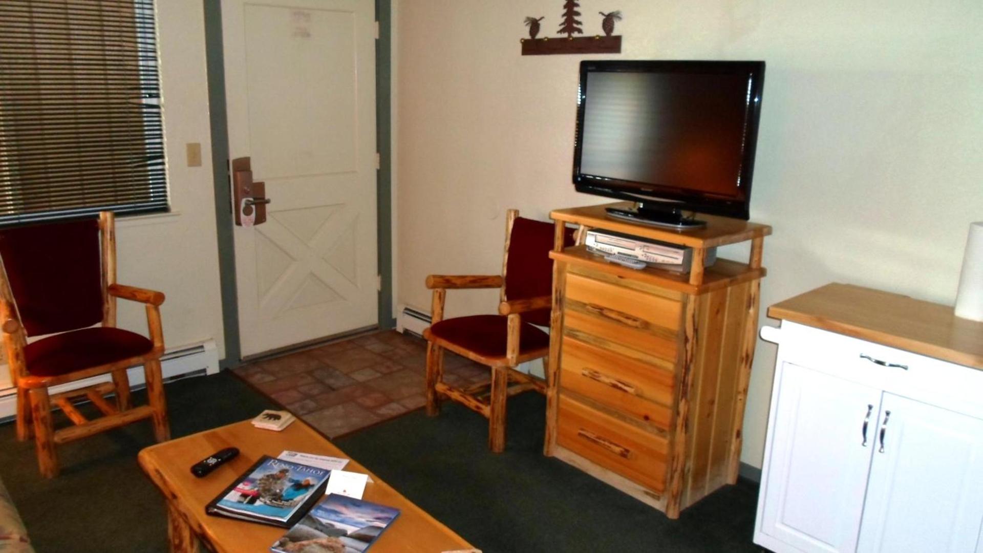 The Lodge at Lake Tahoe photo 16