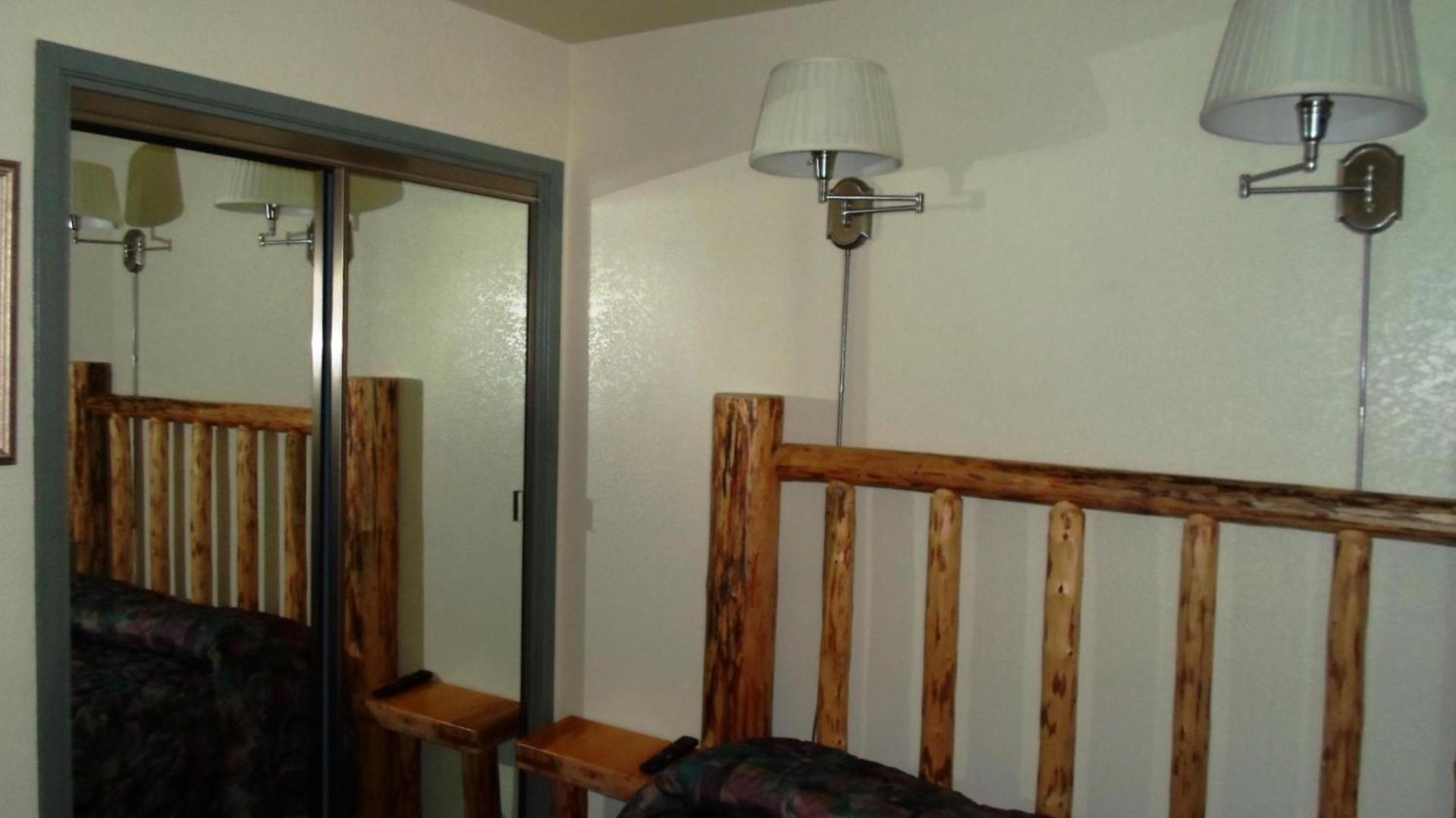 The Lodge at Lake Tahoe photo 25