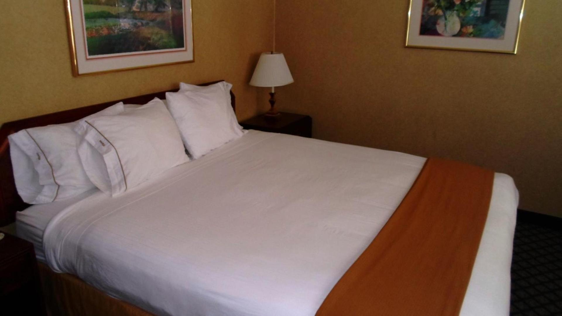 HiMark Hotel photo 12