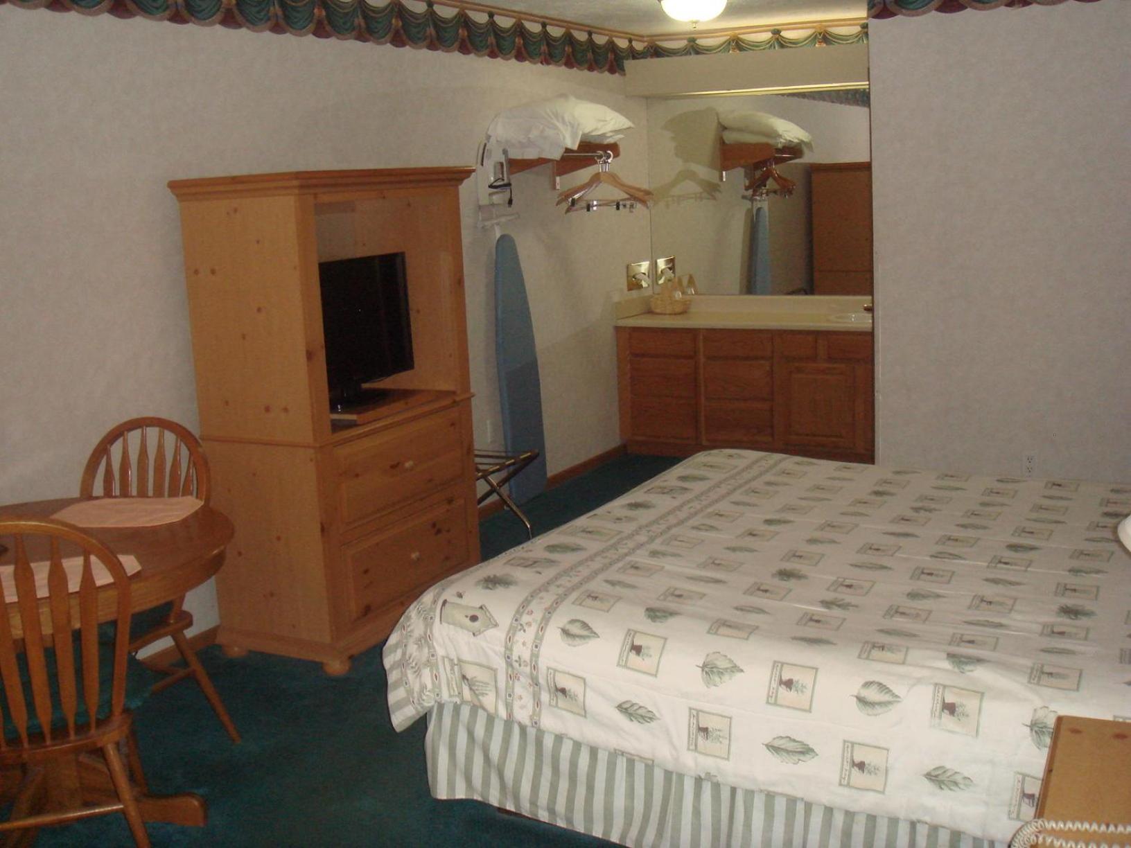 Townhouse Inn & Suites Omaha photo 10