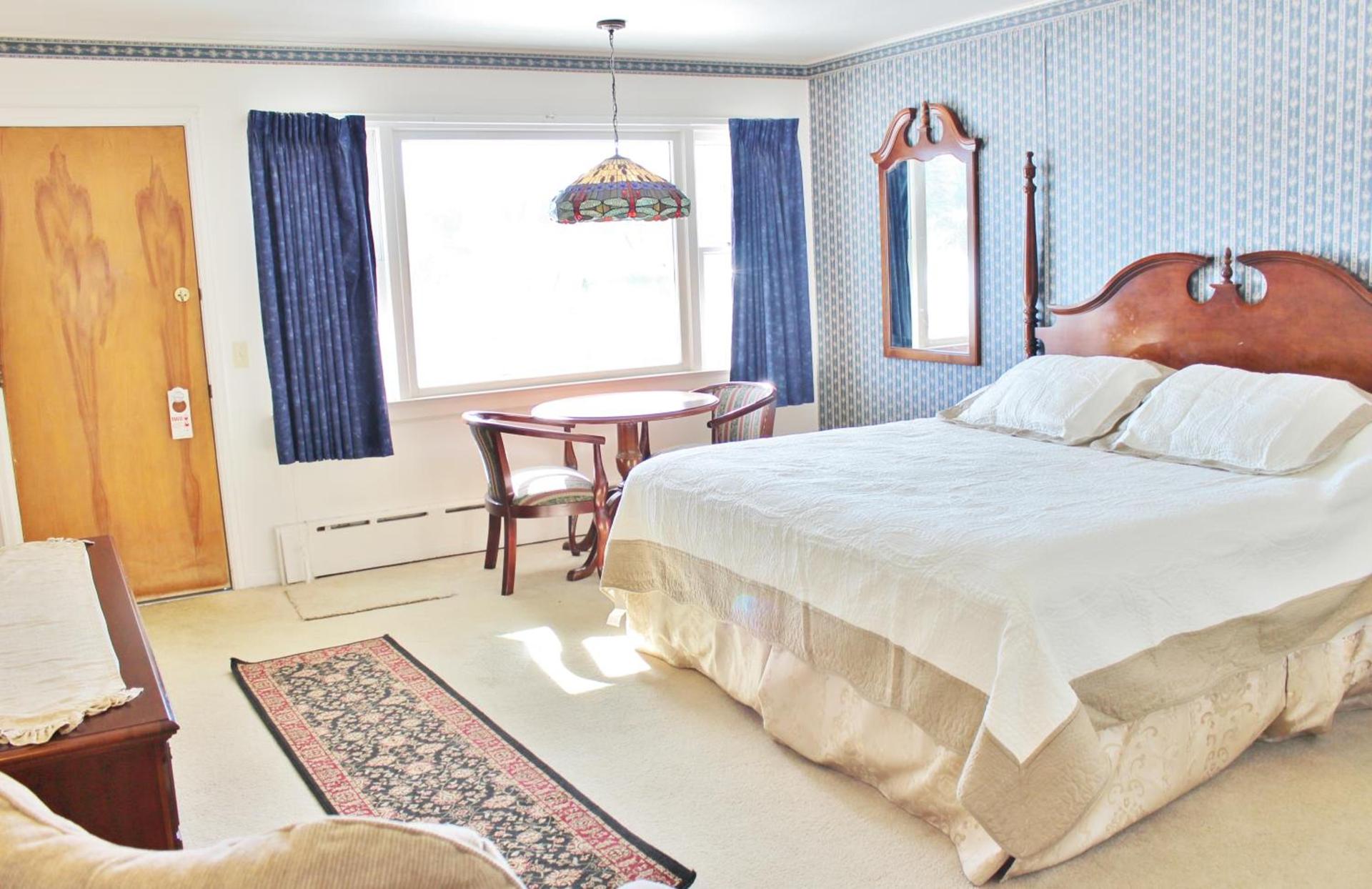 Sara Placid Inn & Suites photo 65