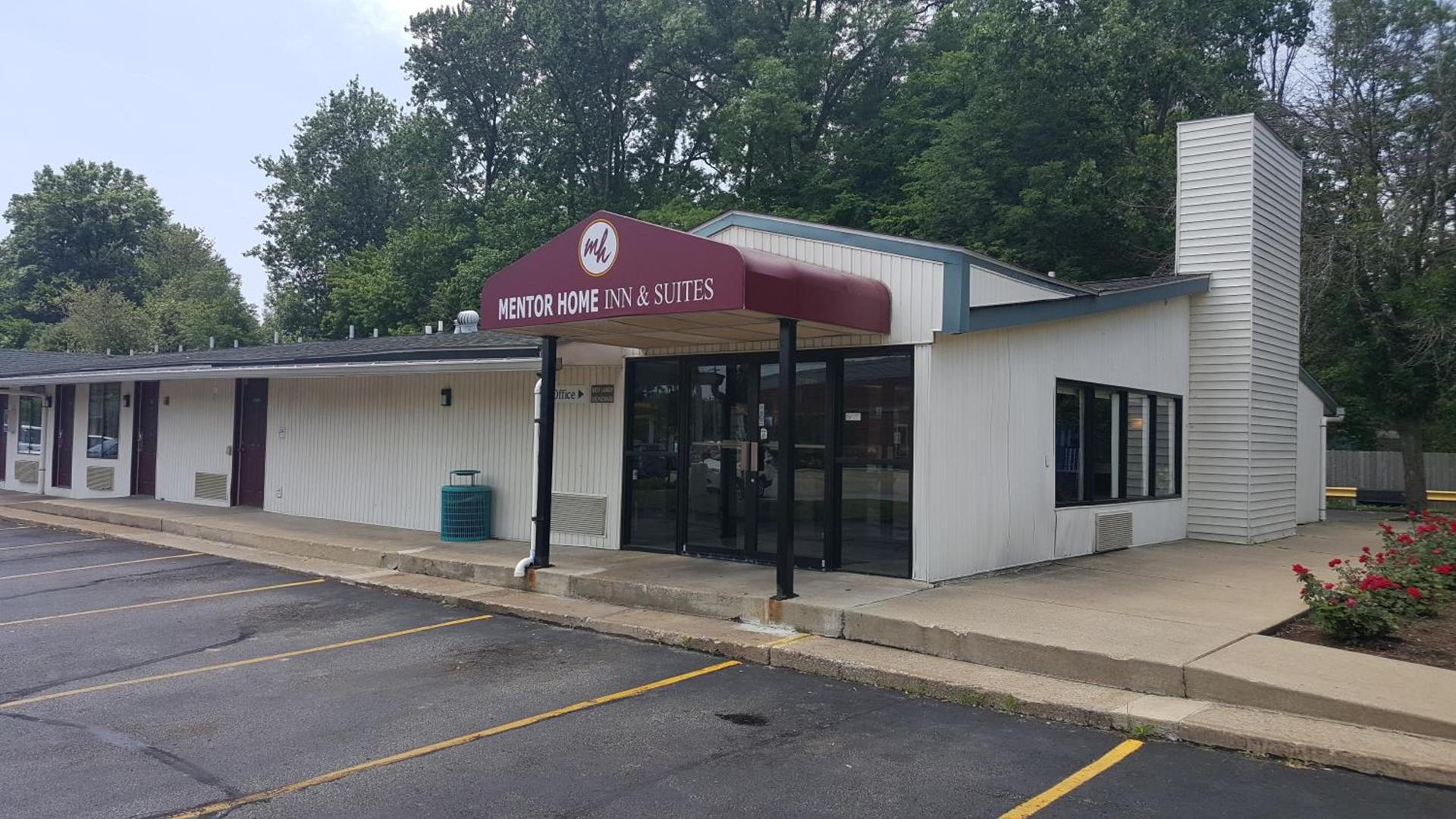 Mentor Home Inn and Suites photo 2