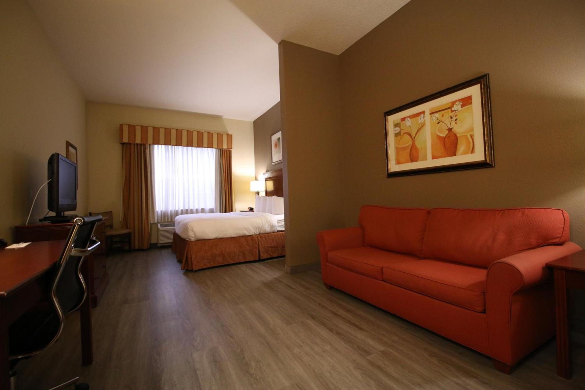 Seffner Inn and Suites photo 20