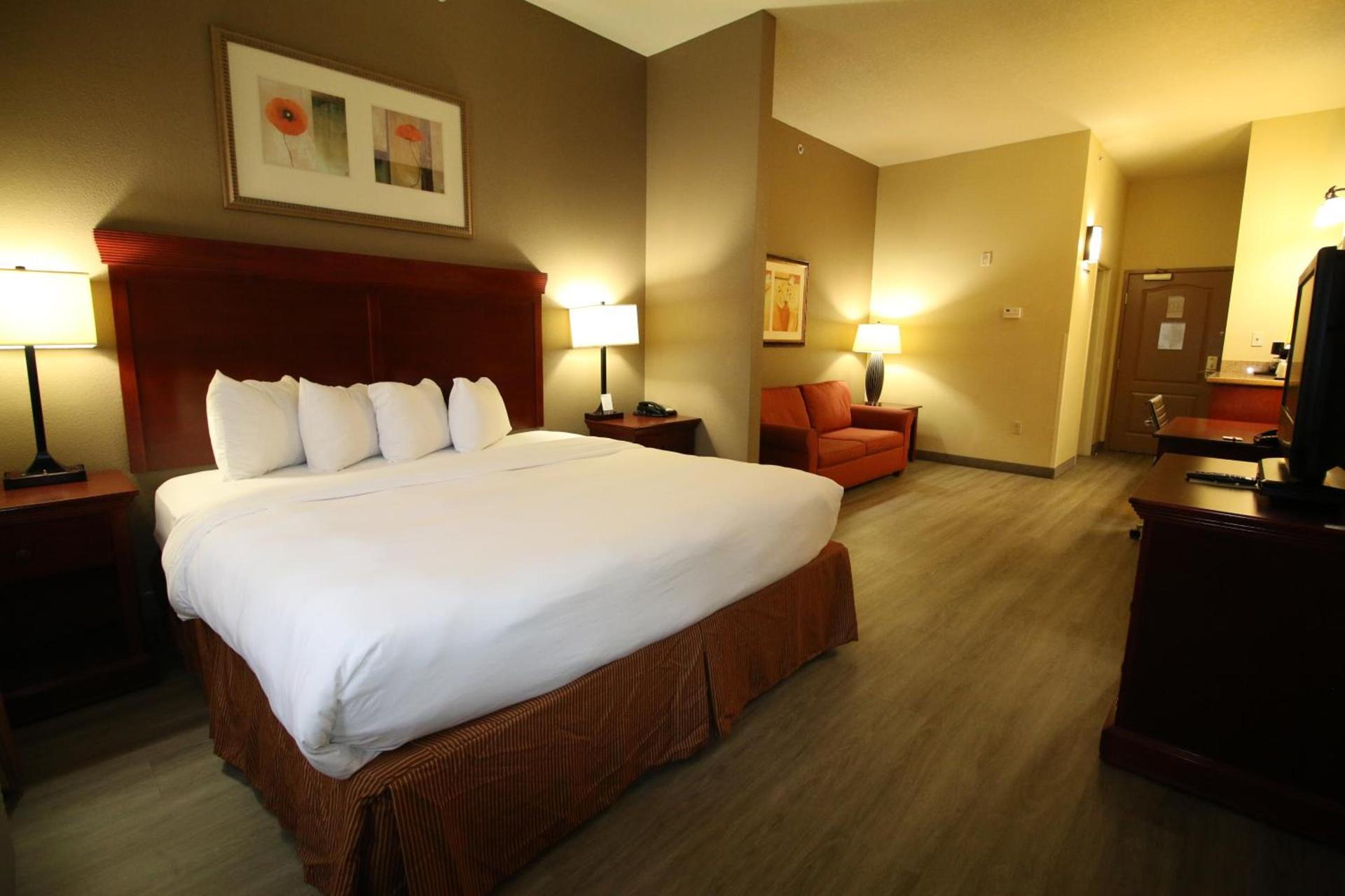 Seffner Inn and Suites photo 22