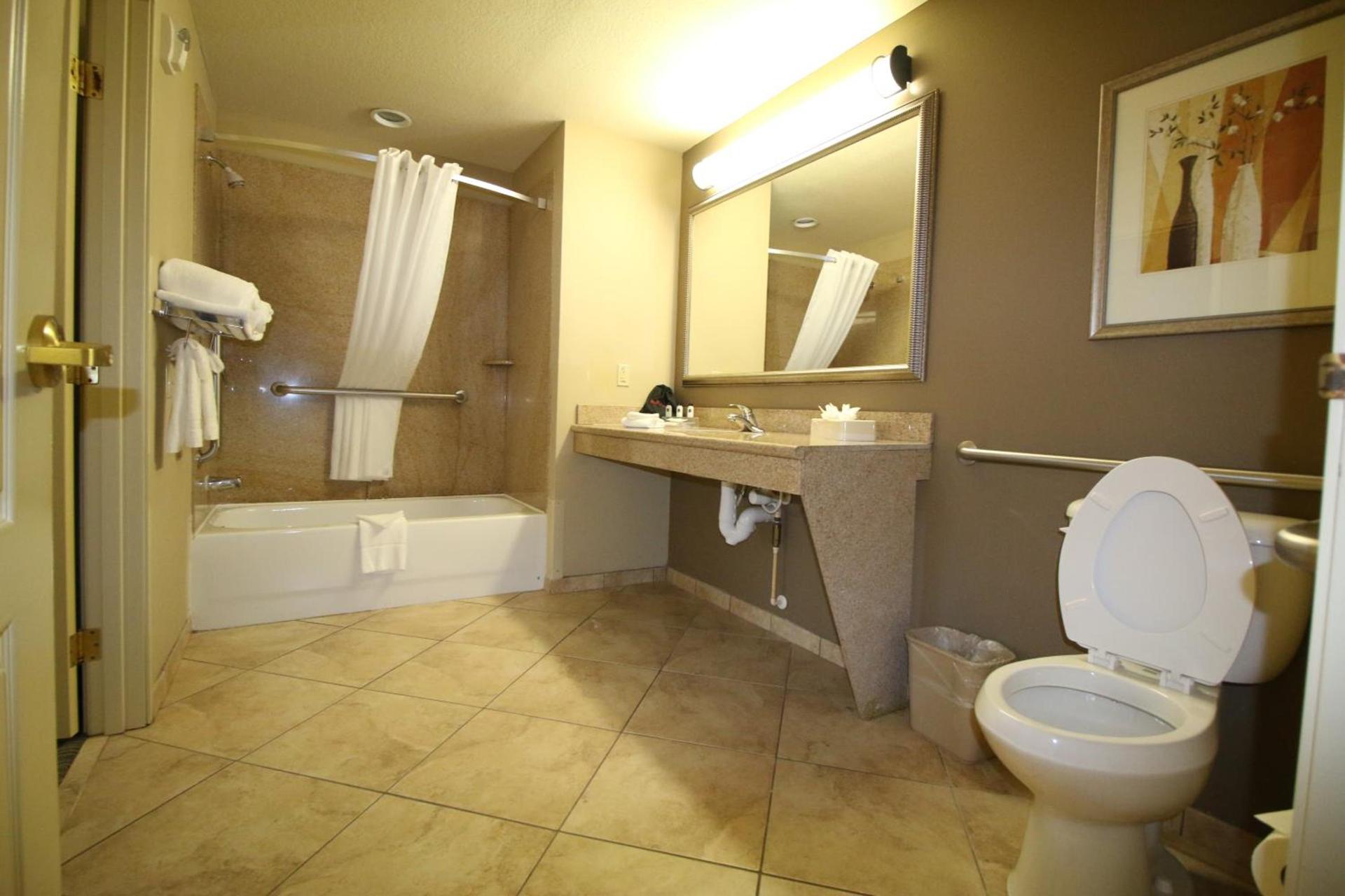 Seffner Inn and Suites photo 28