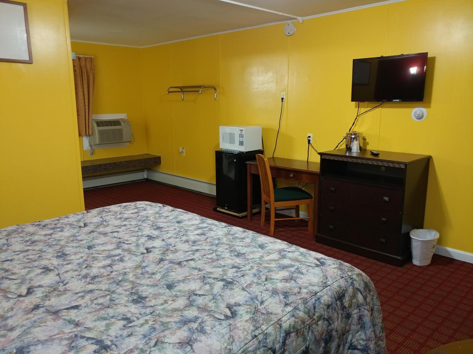 Maine Motel photo 19