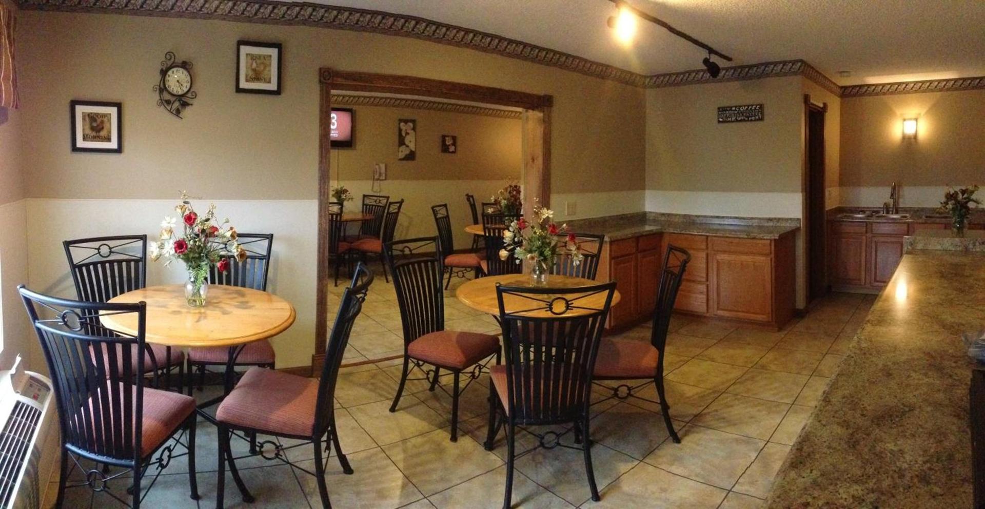 Twelve Oaks Inn photo 15