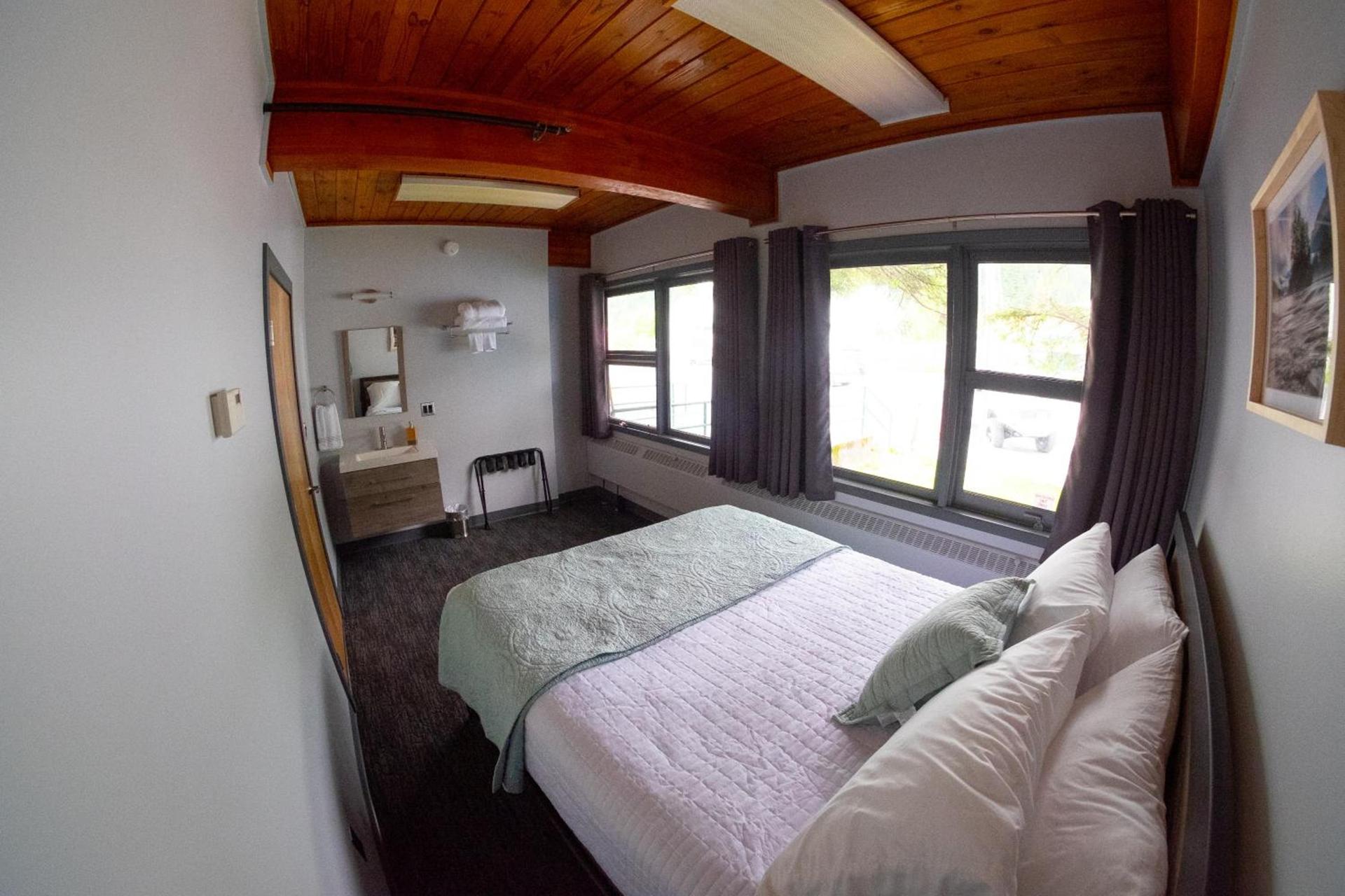 Seward Adventure Lodge photo 21