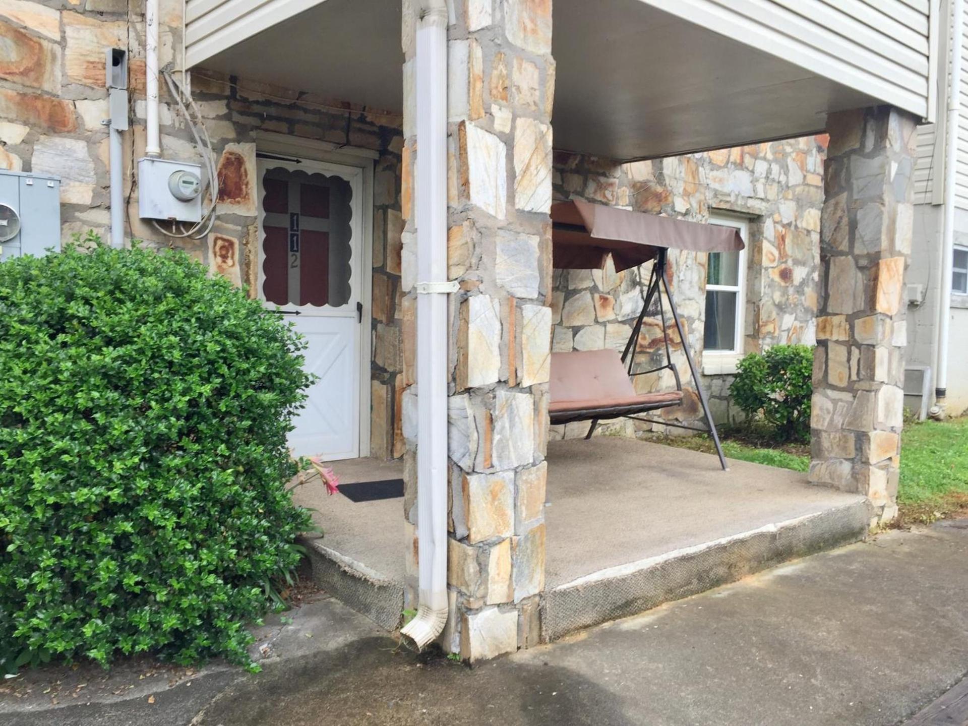 Phillips Historic Motel & Cottages photo 43
