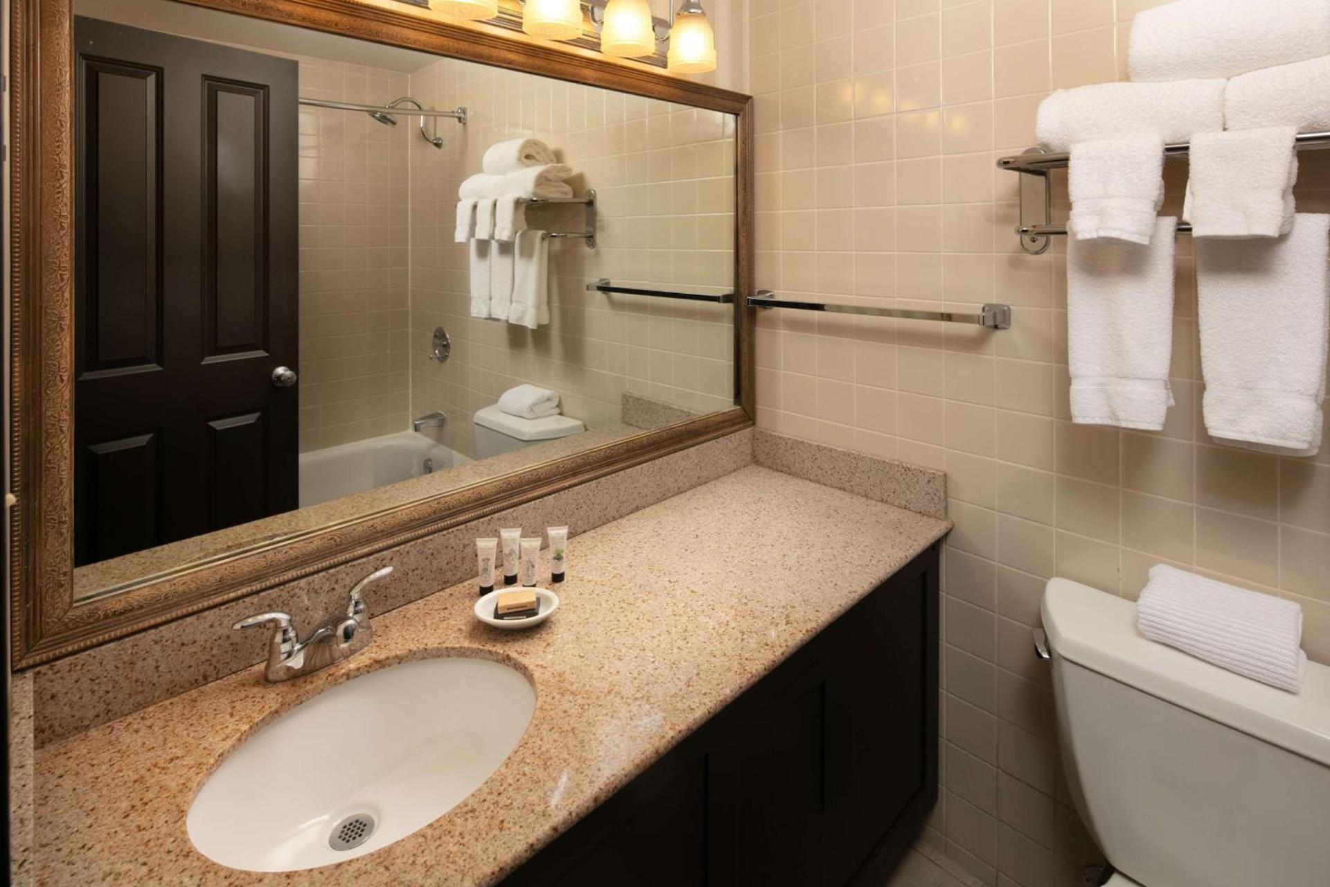 Red Lion Hotel Bellevue photo 12