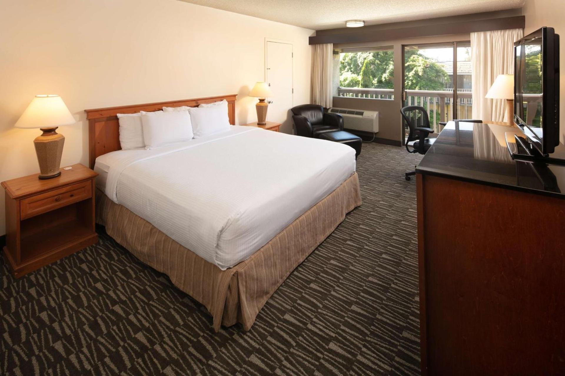 Red Lion Hotel Bellevue photo 11