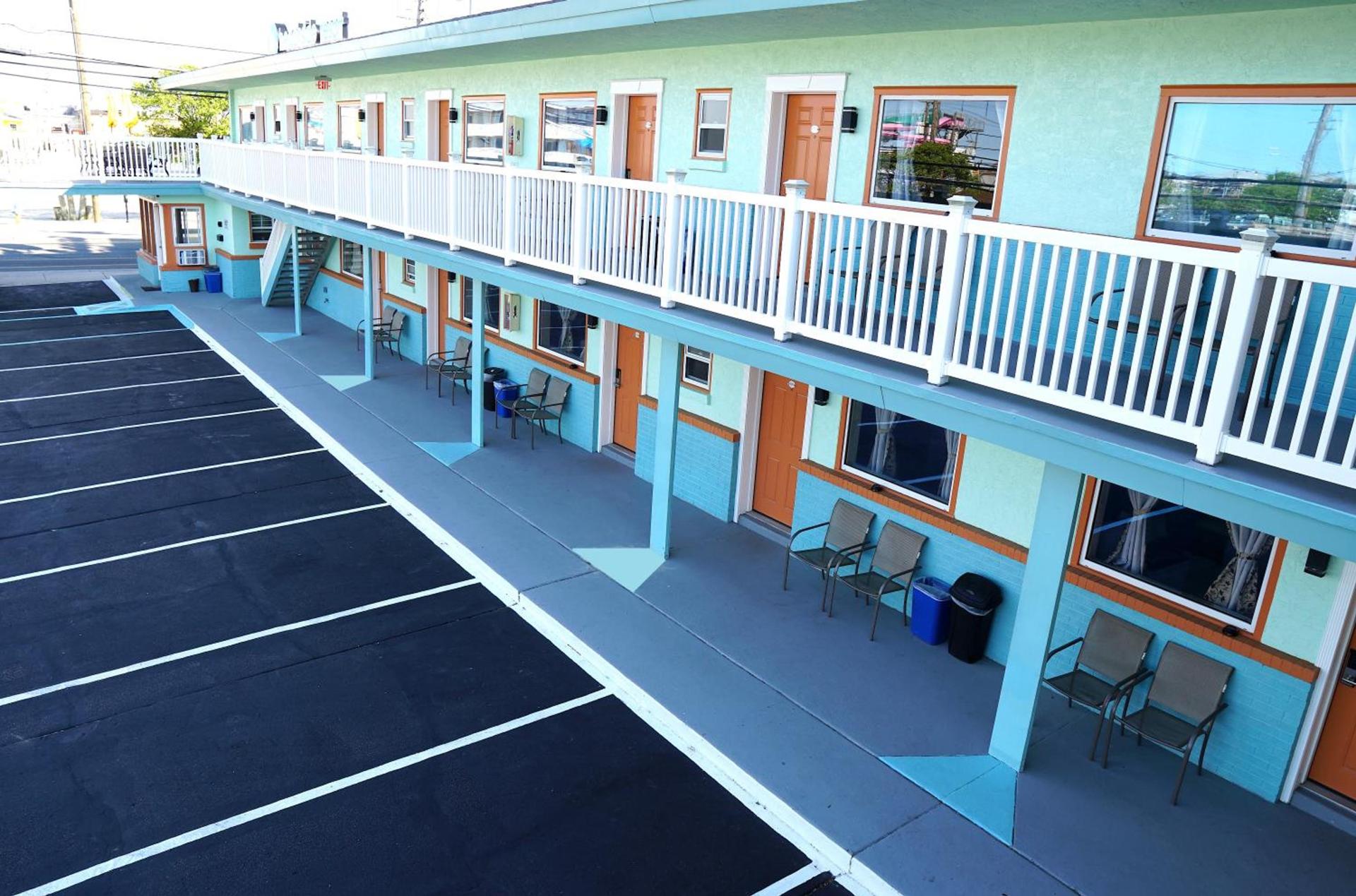 Beachside Resort photo 2