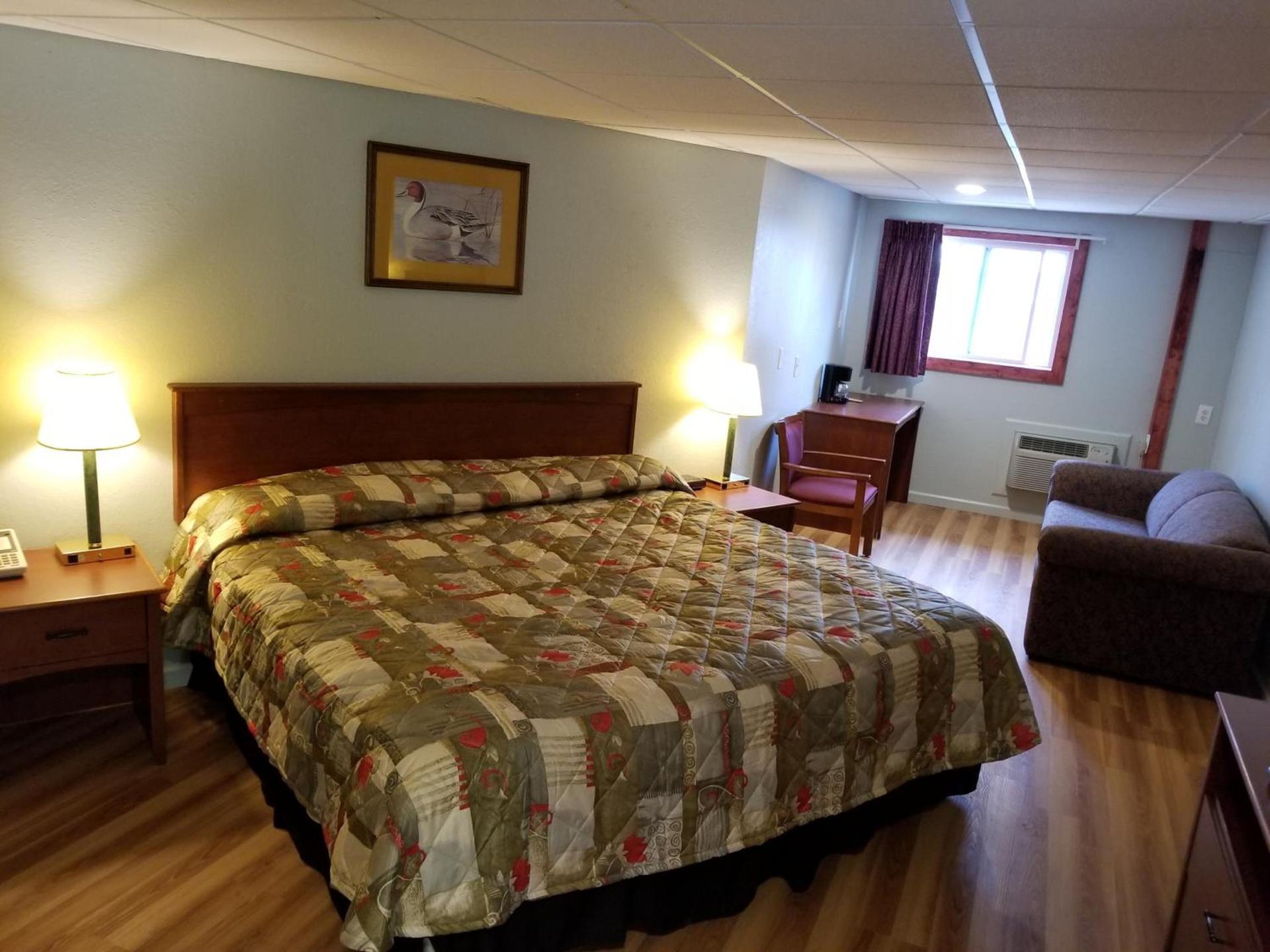 Wolds Motel - Mt. Pleasant photo 65