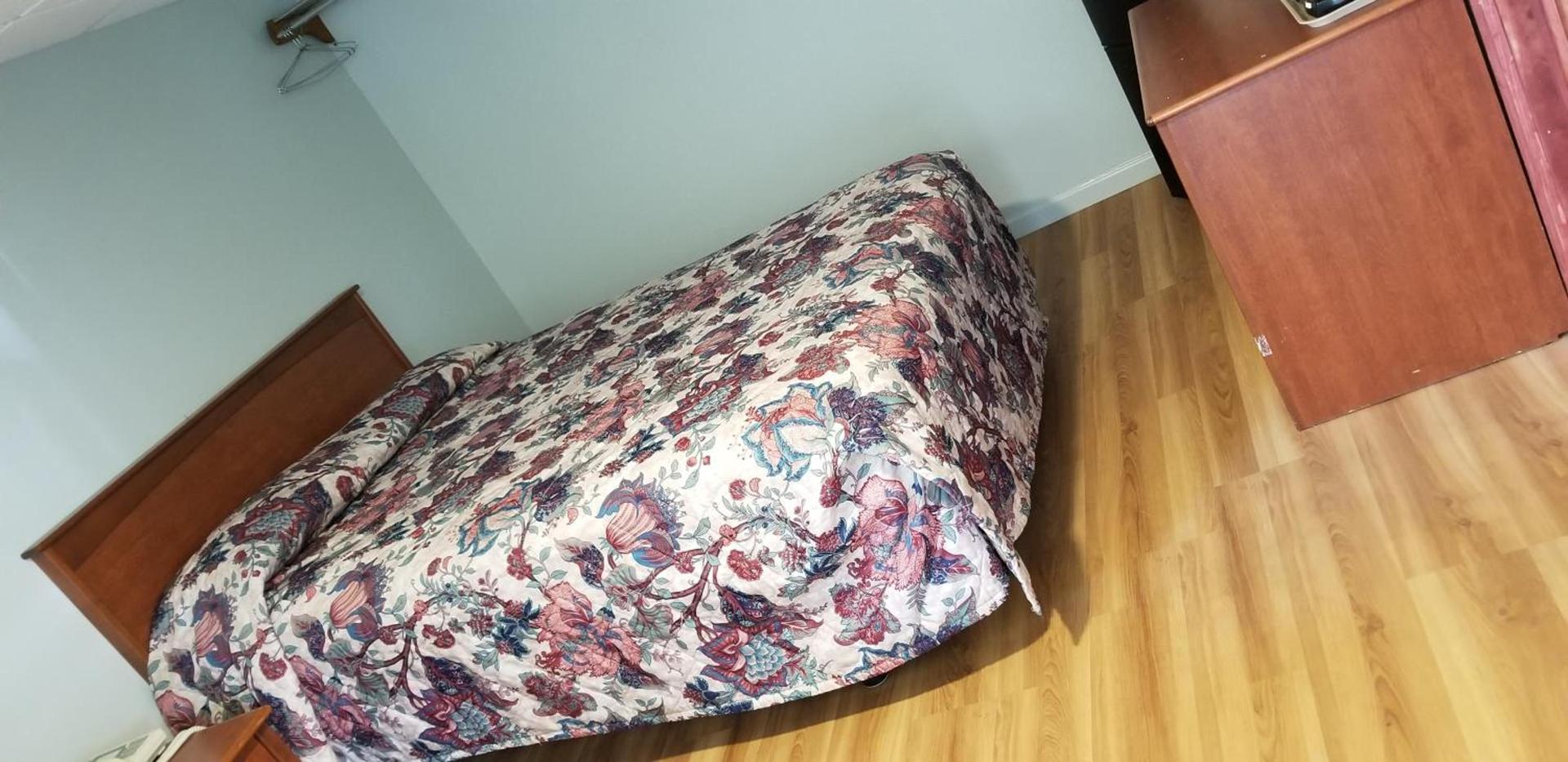 Wolds Motel - Mt. Pleasant photo 15